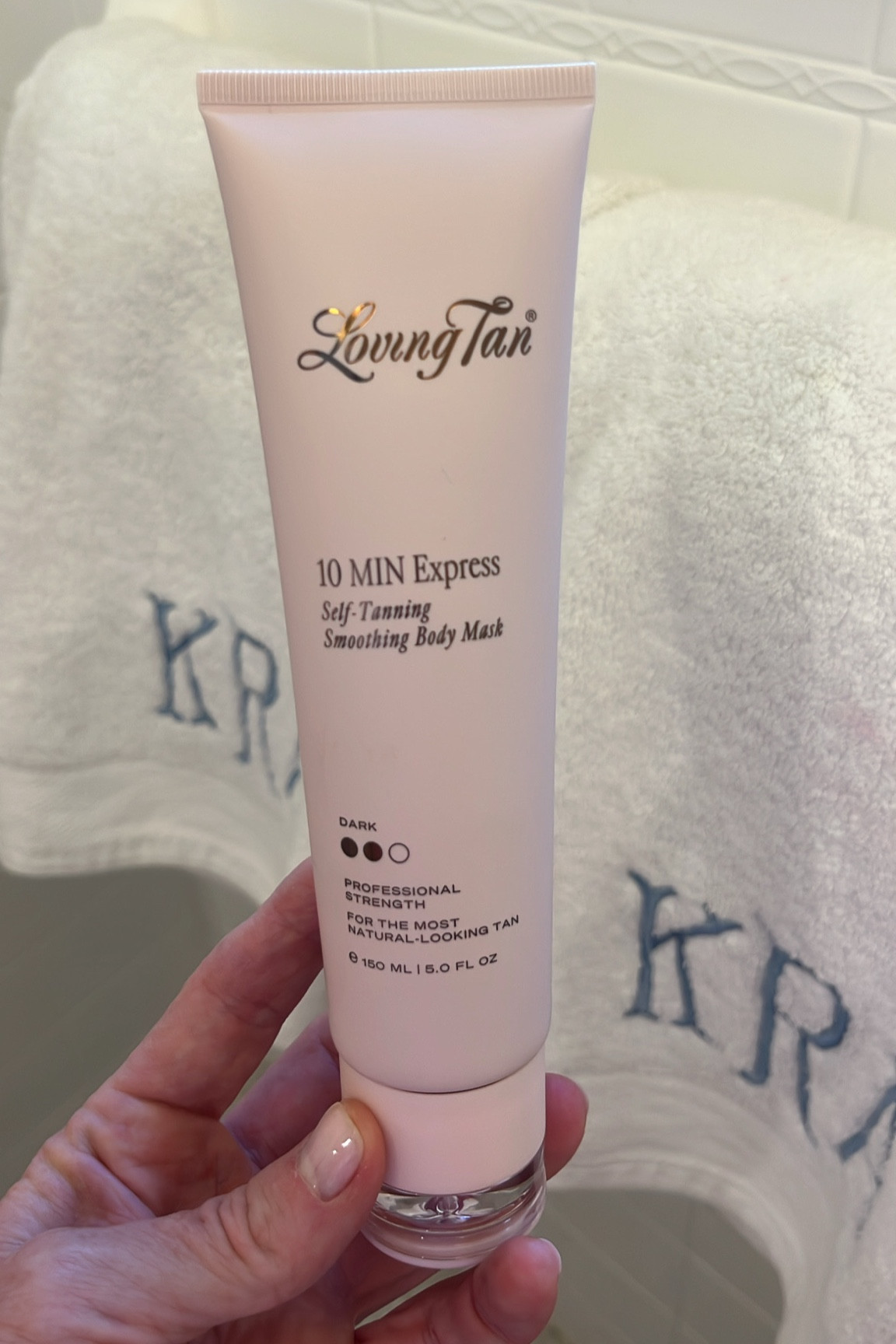 The best self tanner I’ve ever used! I’m as pale as a sheet of paper and this stuff is a miracle in a bottle. So natural and so easy to apply. Don’t let the “dark” scare you! Apply it, wait 10 min and rinse off. Tan will develop as day goes on. 100/10 stars!! Use KATIER15 for 15%! 