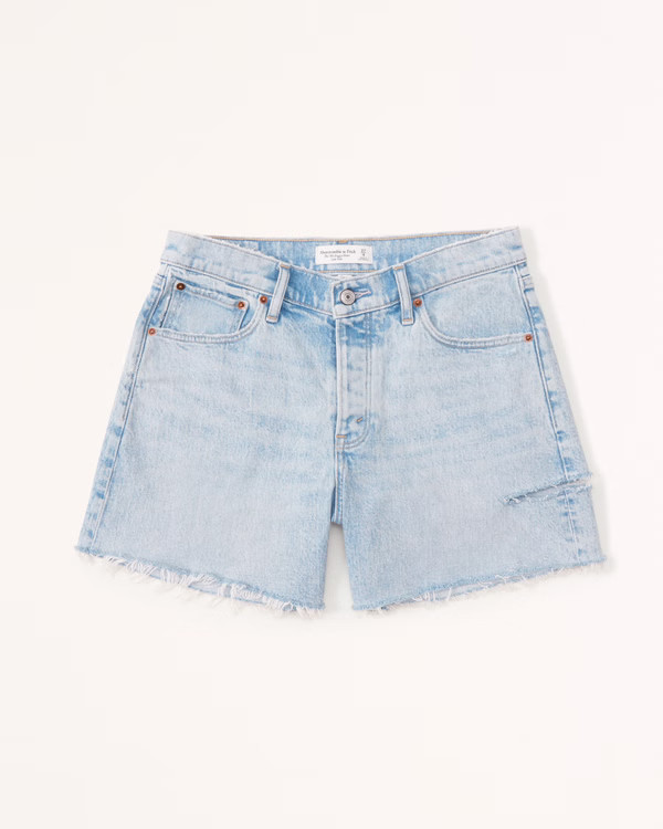 Women's Curve Love Low Rise 90s Baggy Shorts | Women's The A&F Getaway Shop | Abercrombie.com | Abercrombie & Fitch (US)