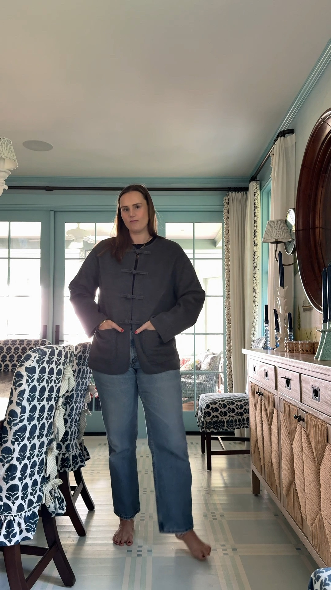 A chic grey wool jacket to wear this fall paired with a black long sleeve and denim. 

Oversized Wool and Cashmere Jacket from RÓHE. size 42. 
Black long sleeve from Splendid. 
Vintage Levi Jeans from Lenny - similar new styles linked. 

#LTKMidsize #LTKSeasonal