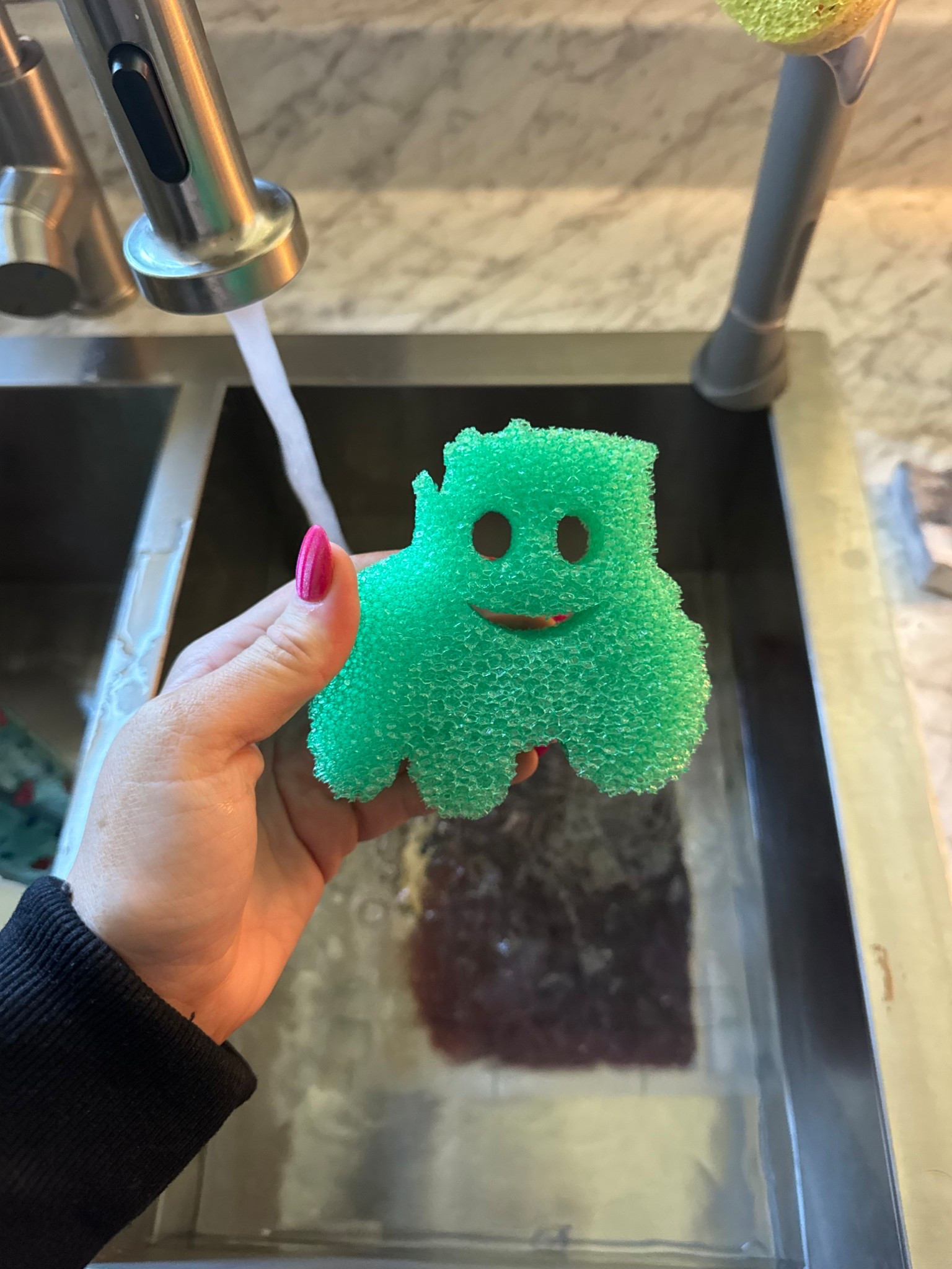 a scrub daddy tractor, are you kidding!🥹🚜

#LTKSeasonal #LTKHome #LTKdayinmylife