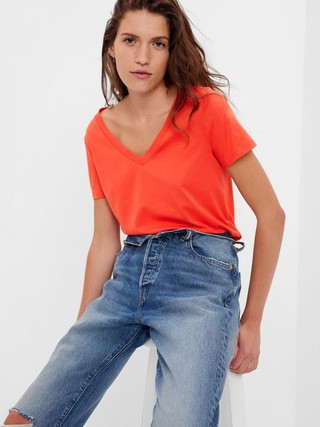 100% Organic Cotton Vintage V-Neck T-Shirt | Gap (US)