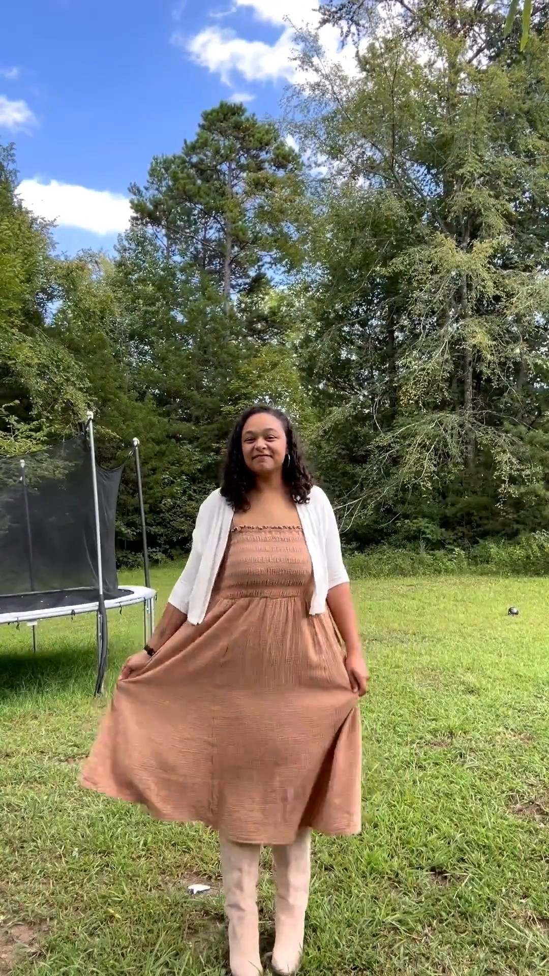 Reminiscing the warm days 😅 

#LTKMidsize #LTKPlusSize #LTKSeasonal