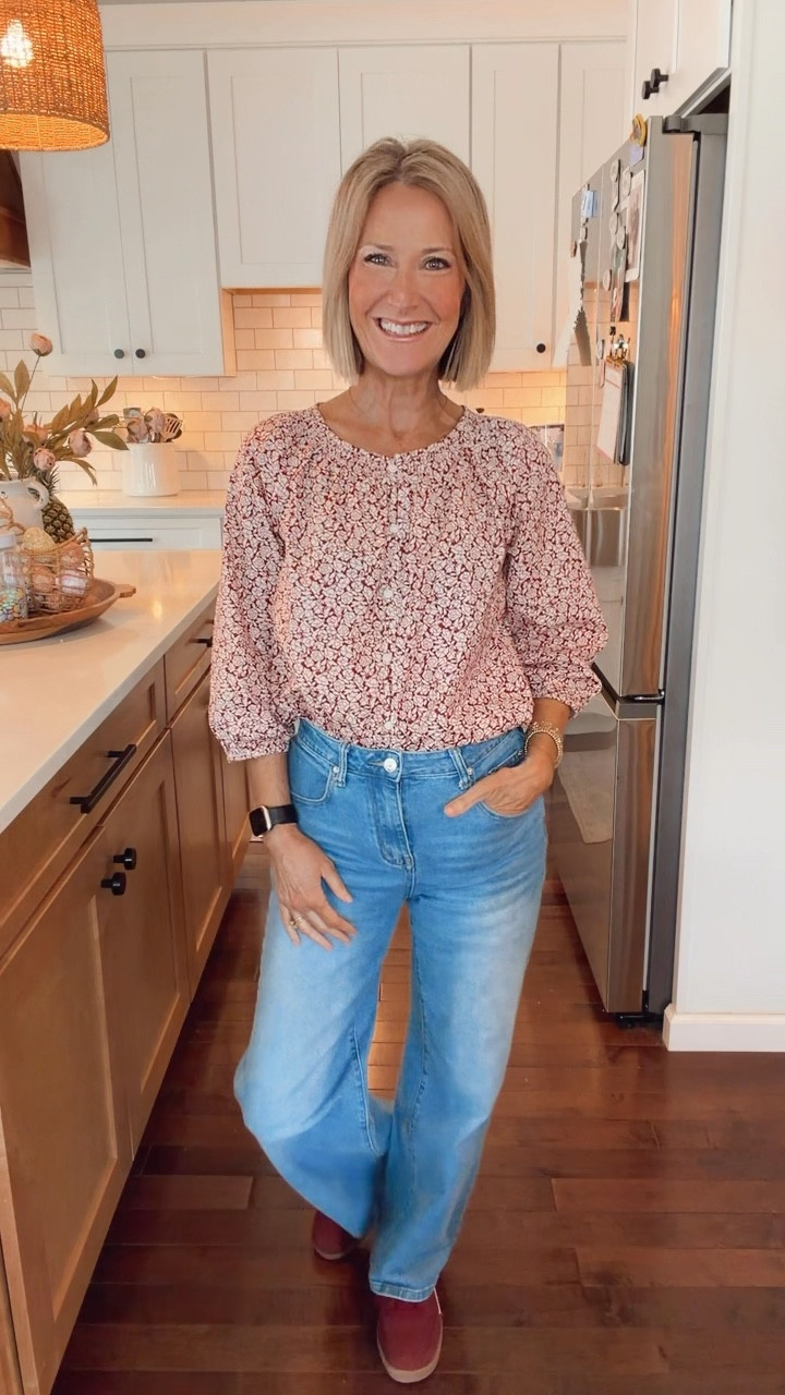 Floral top, spring top, Walmart fashion, spring outfit, affordable style, casual chic, style over 50. 🌸

#LTKPetite #LTKootd #LTKSpringSale