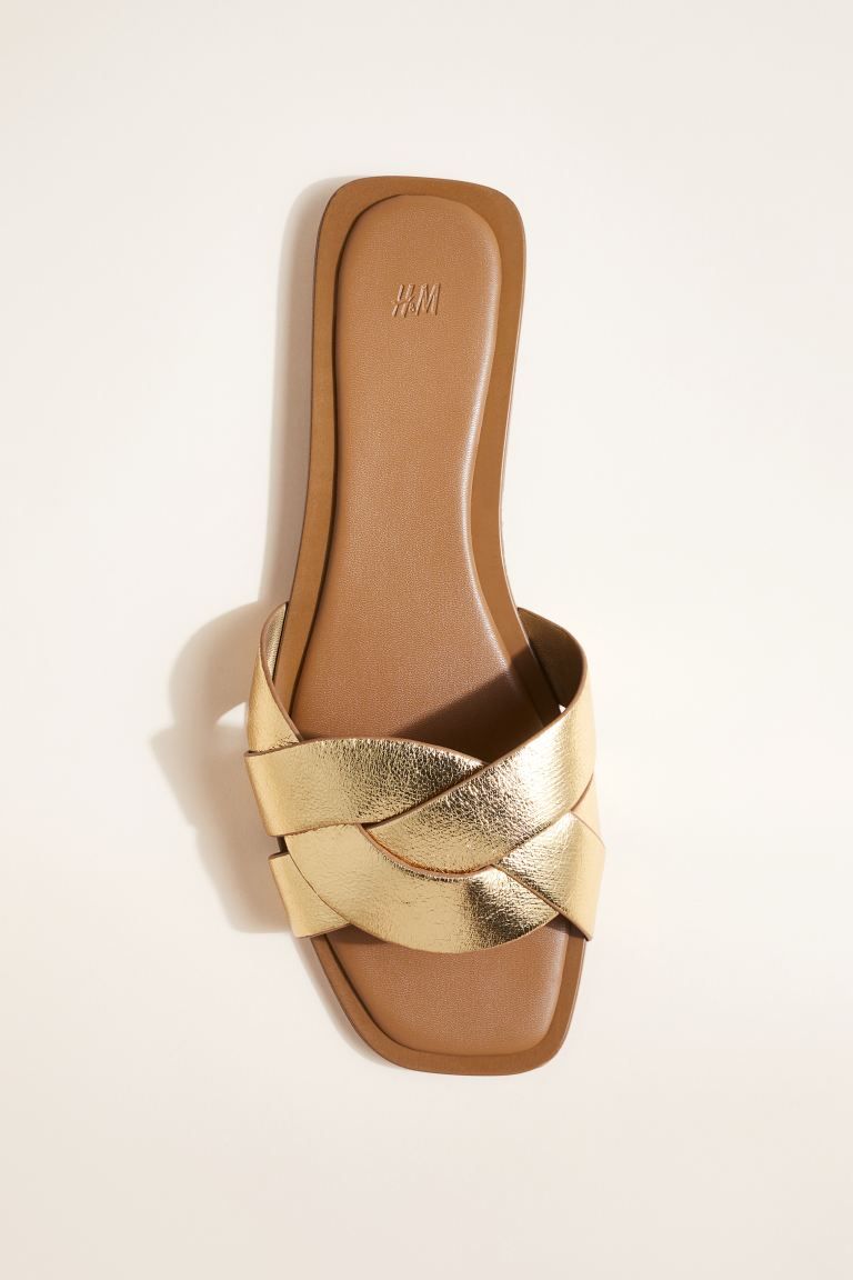 Braided sandals - No heel - Gold-coloured - Ladies | H&M GB | H&M (UK, MY, IN, SG, PH, TW, HK)