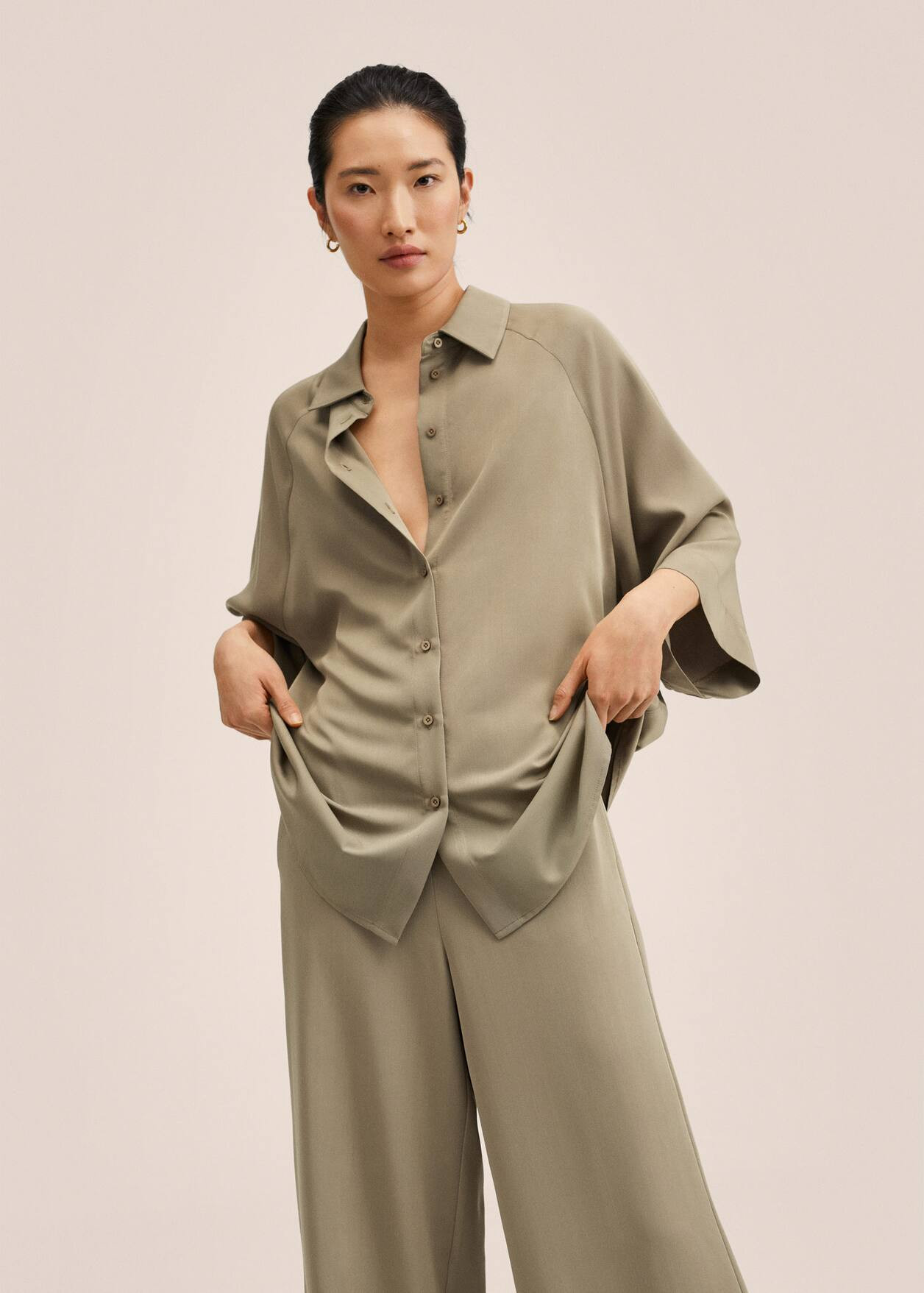 Oversized flowing blouse | MANGO (US)