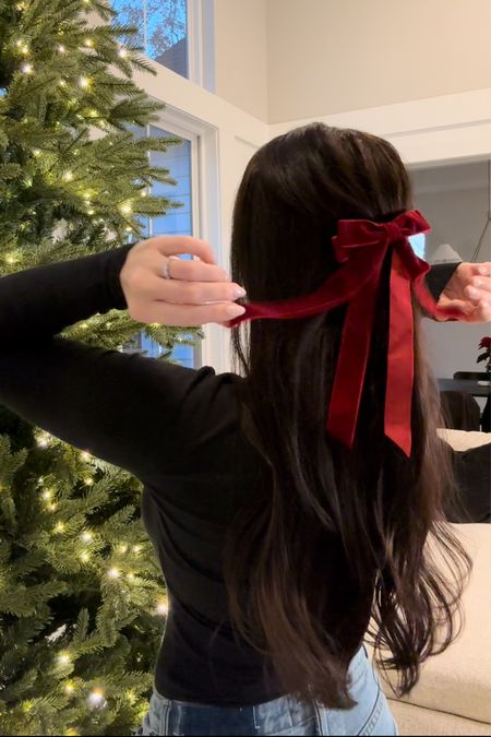 Love a festive velvet bow 🎄❤️ this set from Amazon comes with the best colors! 

#LTKGiftGuide #LTKSeasonal #LTKHoliday