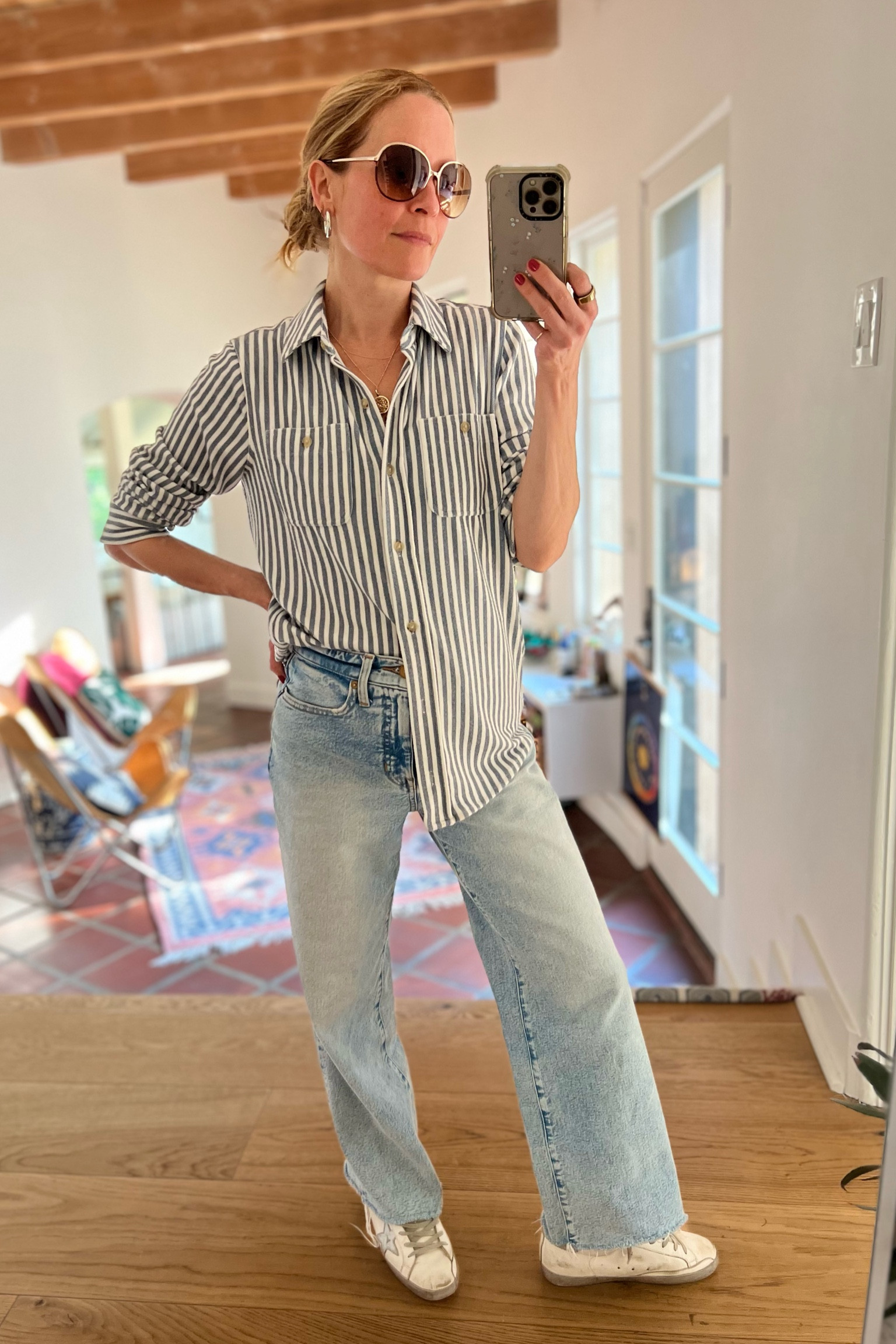 The half tuck is a real thing

#LTKstyletip