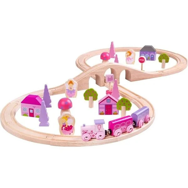 Fairy Figure of Eight Train Set | Maisonette