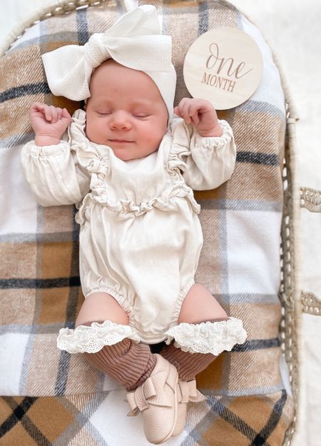 Baby girl outfit 🤍 baby girl clothes, milestone photos, baby girl fashion, baby girl fall outfit 

#babygirloutfit #babygirlclothes #babygirlfalloutfit #babygirlfashion #fallbabyoutfit 

#LTKSeasonal #LTKfamily #LTKbaby