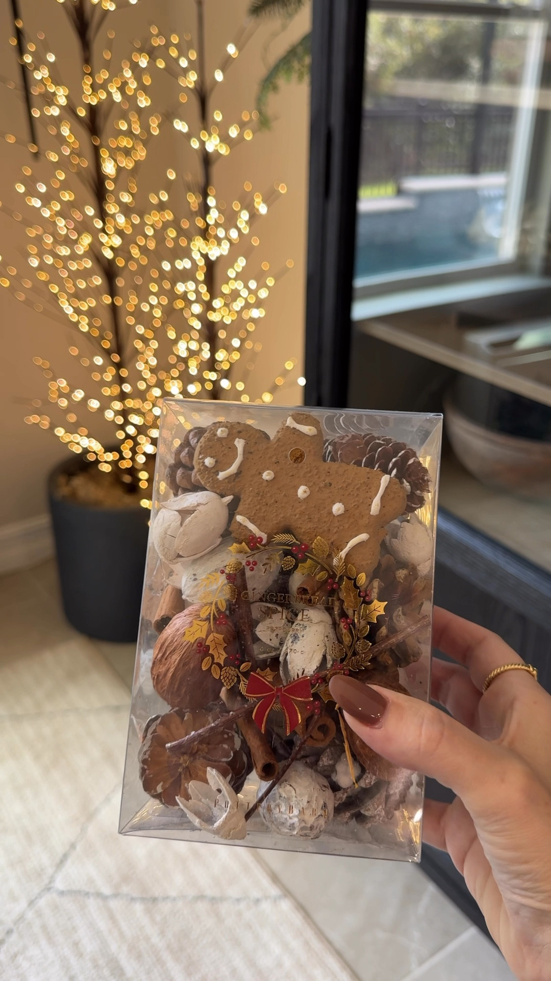 Pottery barn is one of my absolute favorite stores year-round, but especially around the holidays. Here are some of my new favorite finds. The snowman pillow might be my favorite.🥰 #LTKVideo

#LTKHome #LTKHoliday