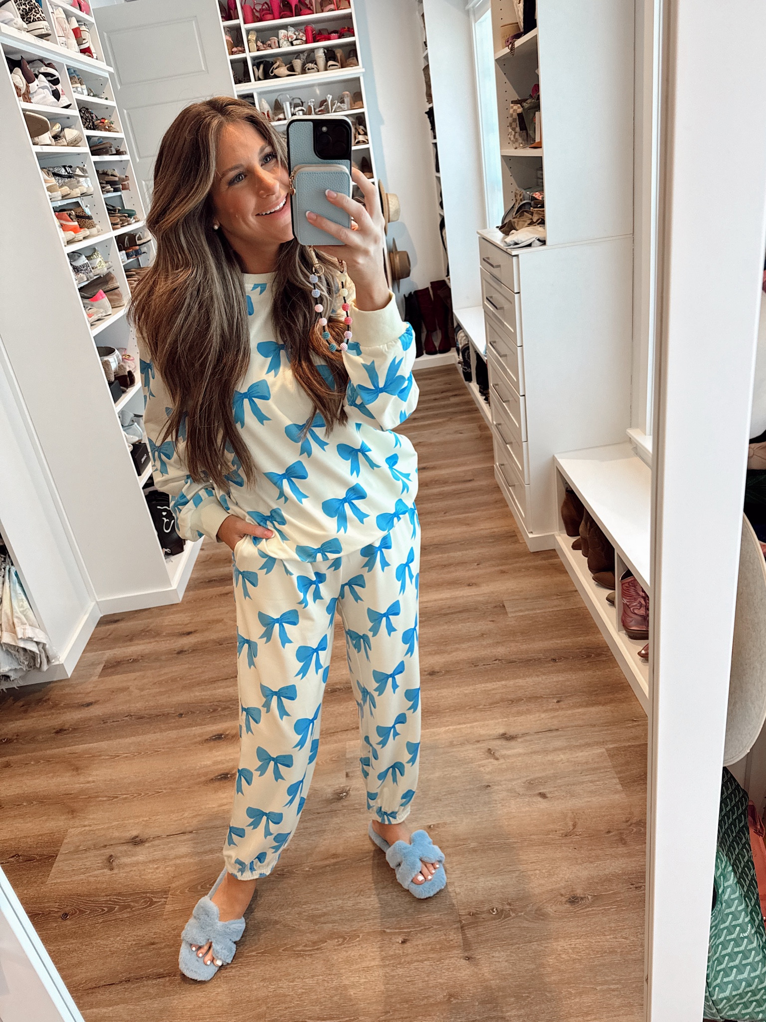 In a large in set, postpartum outfit on Amazon prime! 