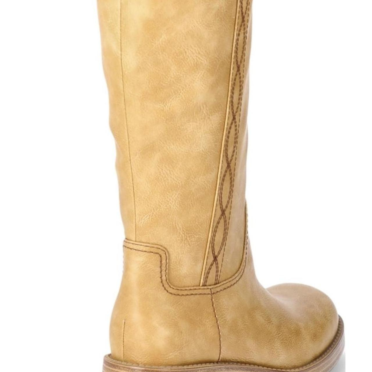 No Boundaries Women's Boots - Tan/Brown | Depop US