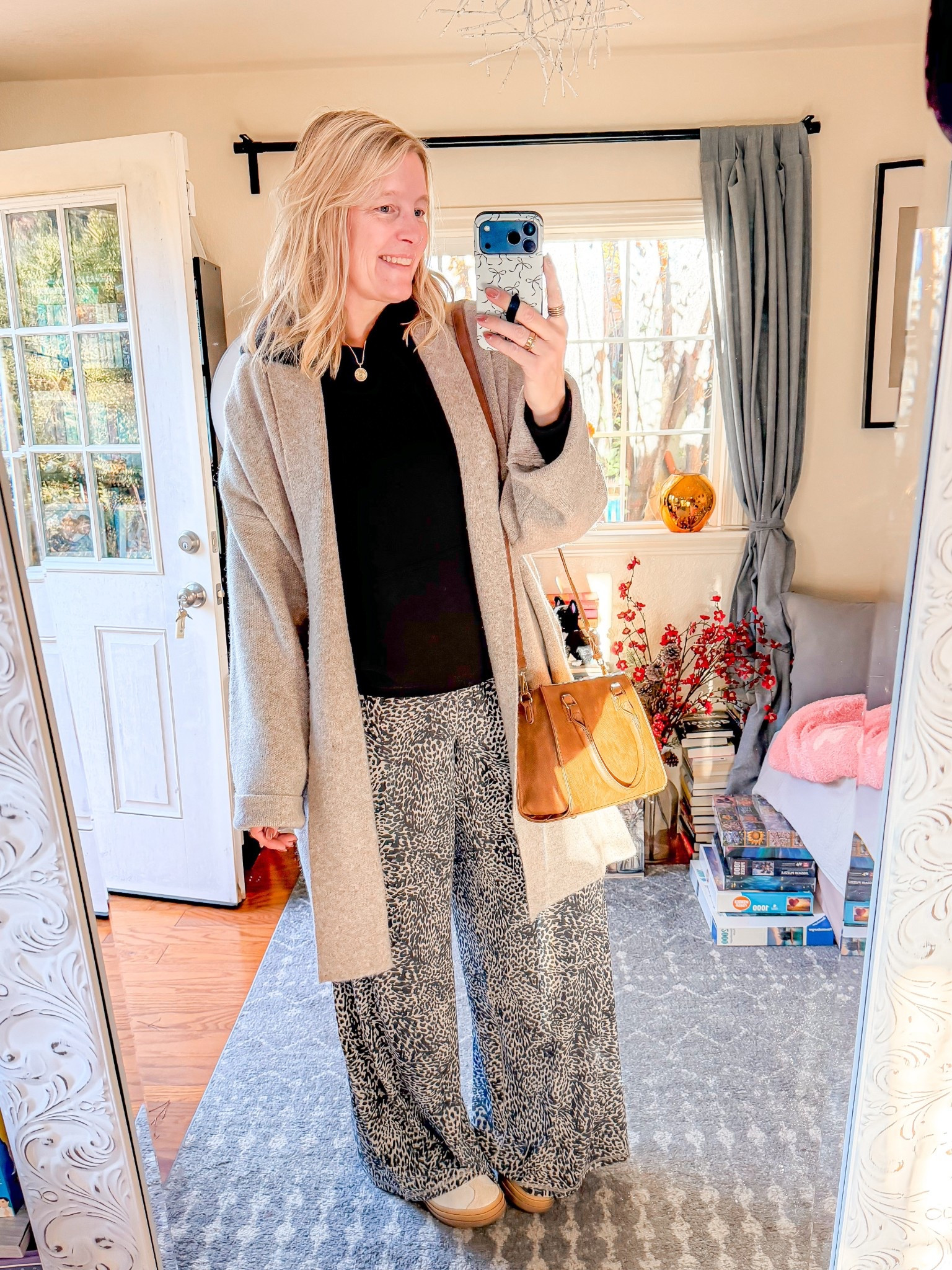 Neutral tones for this sunny day. These pants are the comfiest and I love the wide leg. 

cardigan large 
pants large long 
hoodie large 
shoes 7.5



#LTKSeasonal #LTKStyleTip #LTKOver40