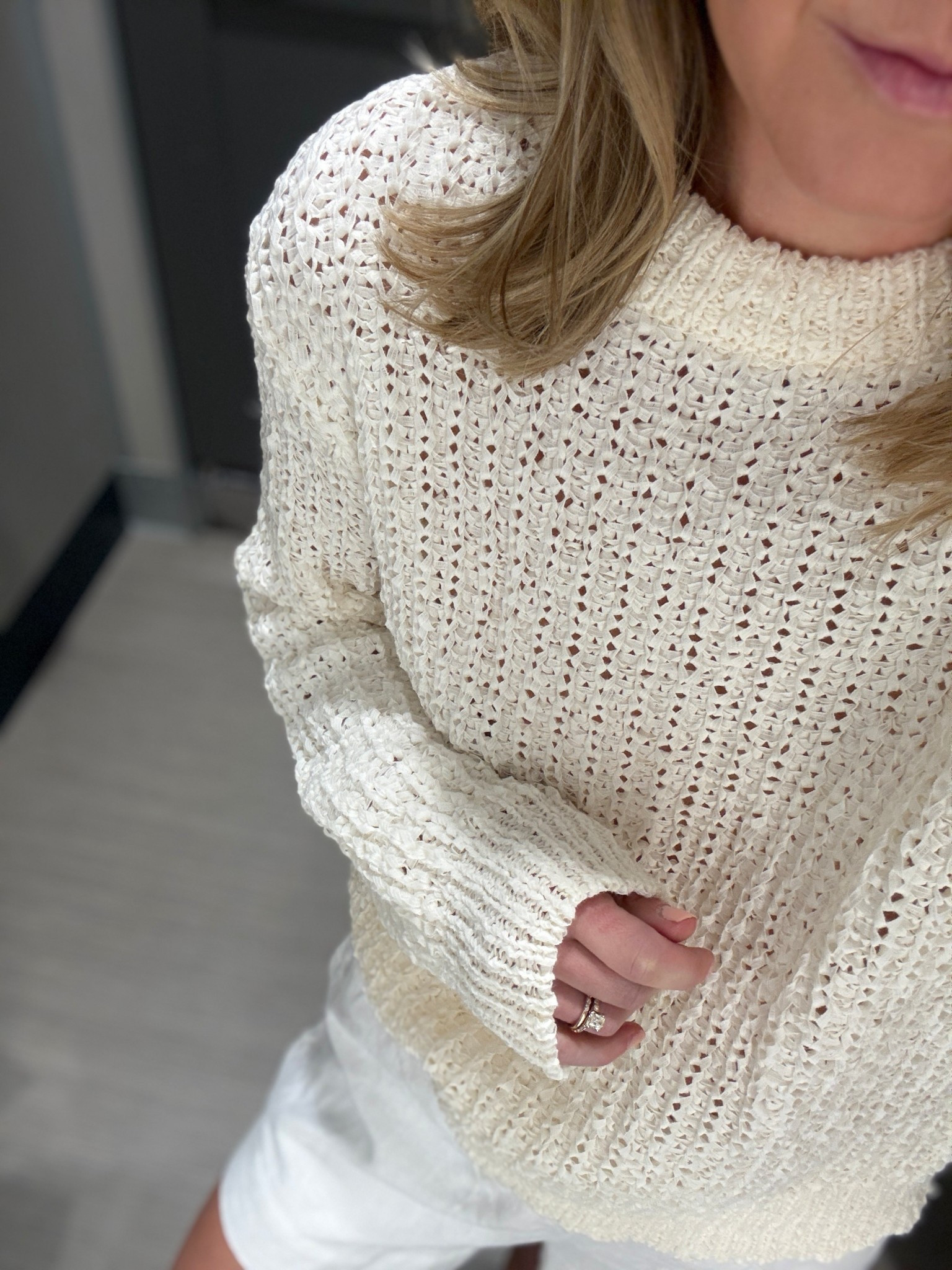 Also comes in this cream 🤍 