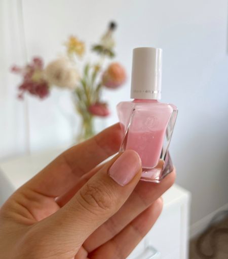 Perfect spring pink! Essie gel couture nail polish is the only type I’ll use & this is the perfect colour 🌸 inside scoop 

#LTKSeasonal #LTKbeauty #LTKunder50