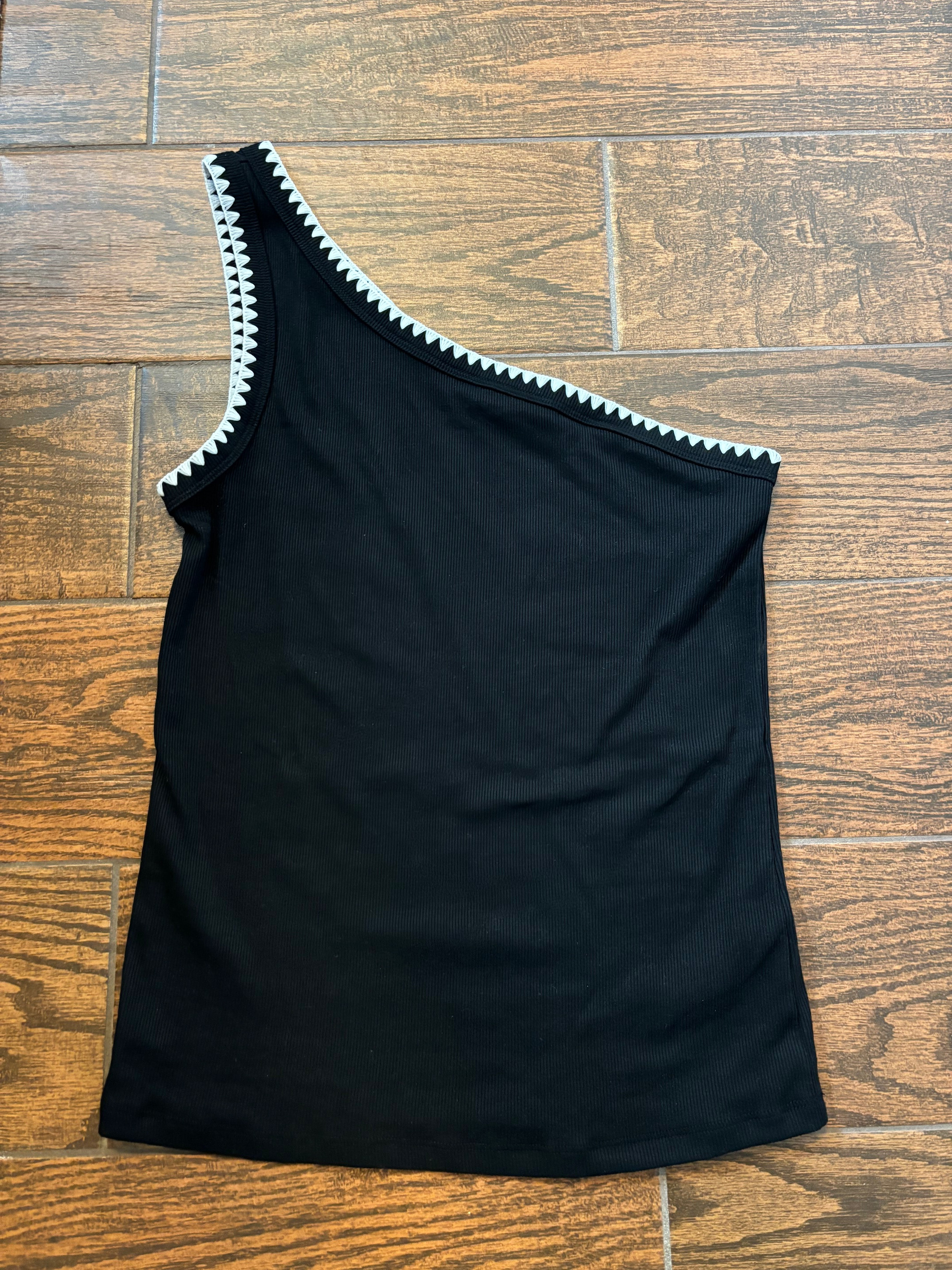 I love this ribbed one shoulder tank top from Old Navy. I think I’m going to grab the pink color next and right now it’s 50% off making it only $9. Such a good summer staple. 

 #LTKSeasonal #LTKSaleAlert #LTKMidsize