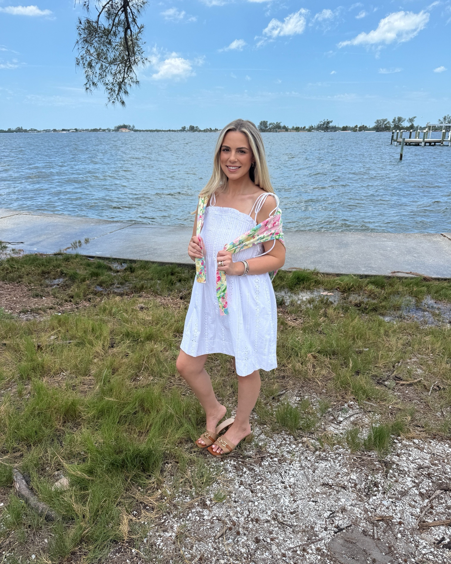 Just a little picnic date at the park with my favorite person 🤍🌿

This Walmart dress ended up being one of those easy summer pieces I know I’m going to wear over and over again — lightweight, feminine, comfortable, and perfect for Florida summer days ✨ Added a floral sweater from Walmart over my shoulders for a little coastal grandma/Palm Beach moment and now I’m obsessed 😂

Affordable fashion girls, Walmart has been GOOD lately 👏🏼

GIVEAWAY DETAILS:
• Like this post  
• Follow me  
• Comment your ideal picnic spot below 🤍  
• Bonus entries: comment on my recent posts daily for extra entries ✨

Winner announced May 31st 🤍

#walmartfashion #affordablefashion #summerstyle #picnicdate #coastalstyle

#LTKdayinmylife #LTKootd #LTKSaleAlert