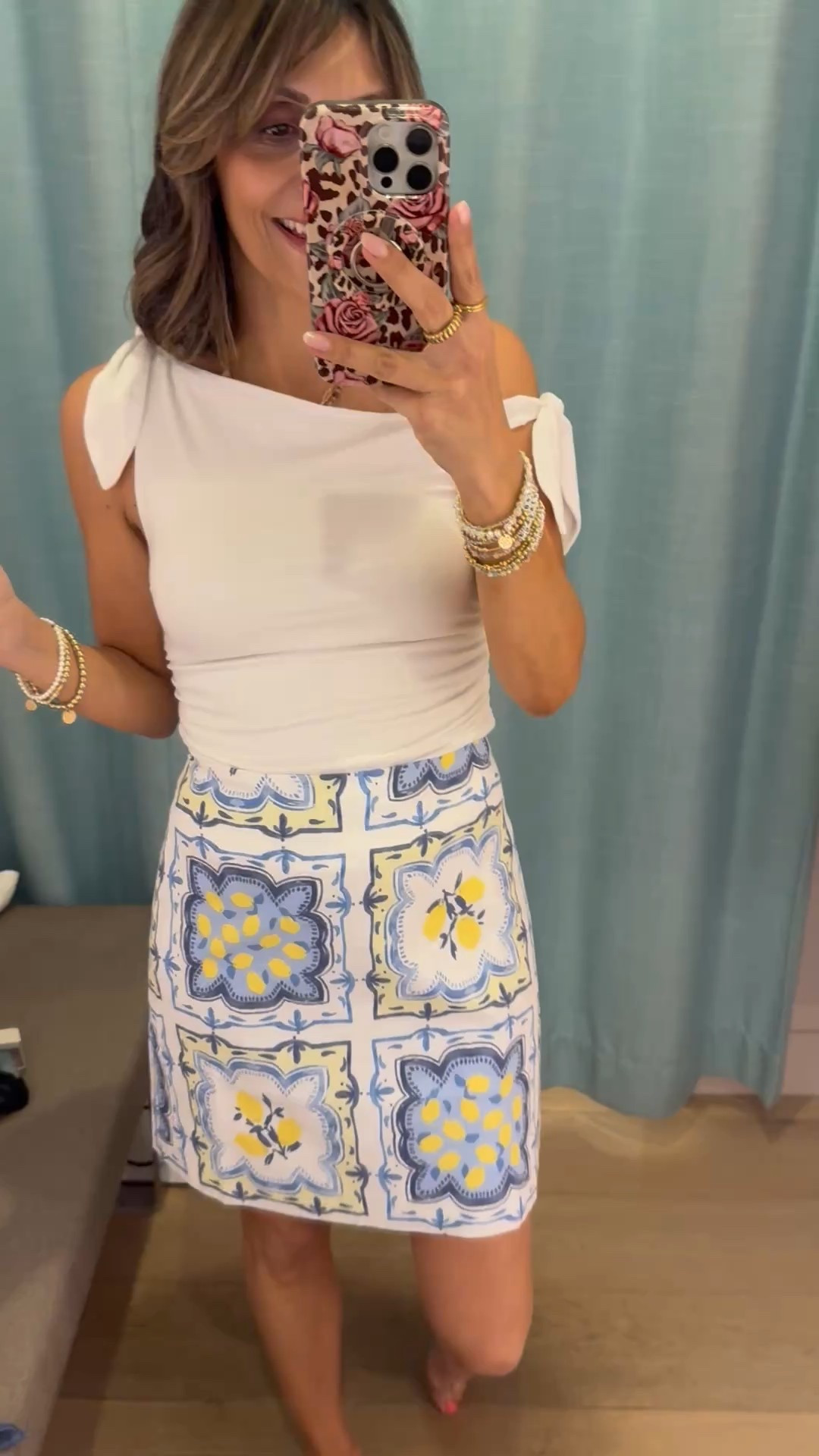 Giving Greece vibes !
Lemon skirt size 0 
So cute !

#LTKStyleTip #LTKParties #LTKTravel