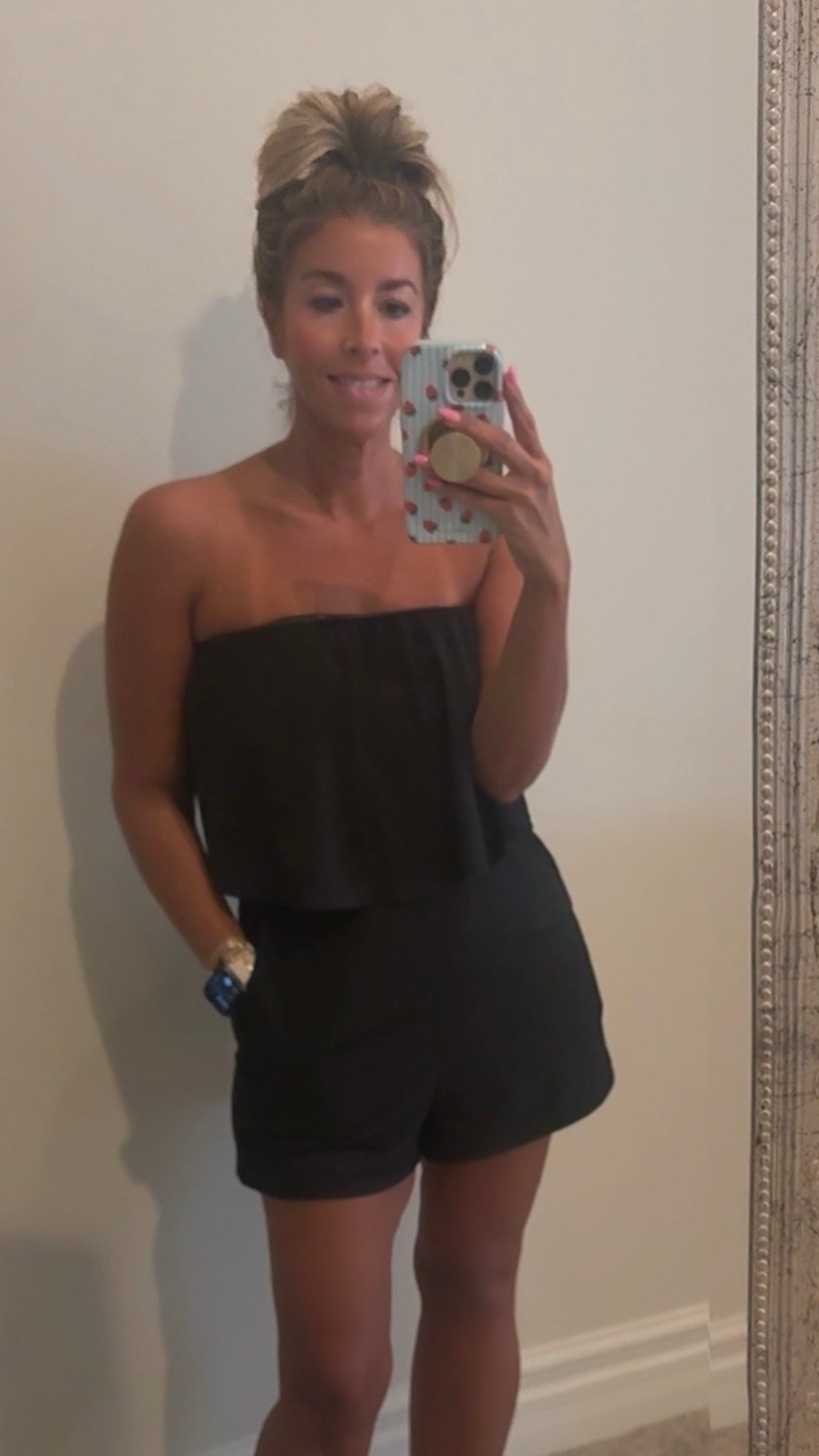 Having a good black romper is key to everyone’s closer. #blackromper #amazonfinds #amazon

#LTKgrwm #LTKootd #LTKSaleAlert