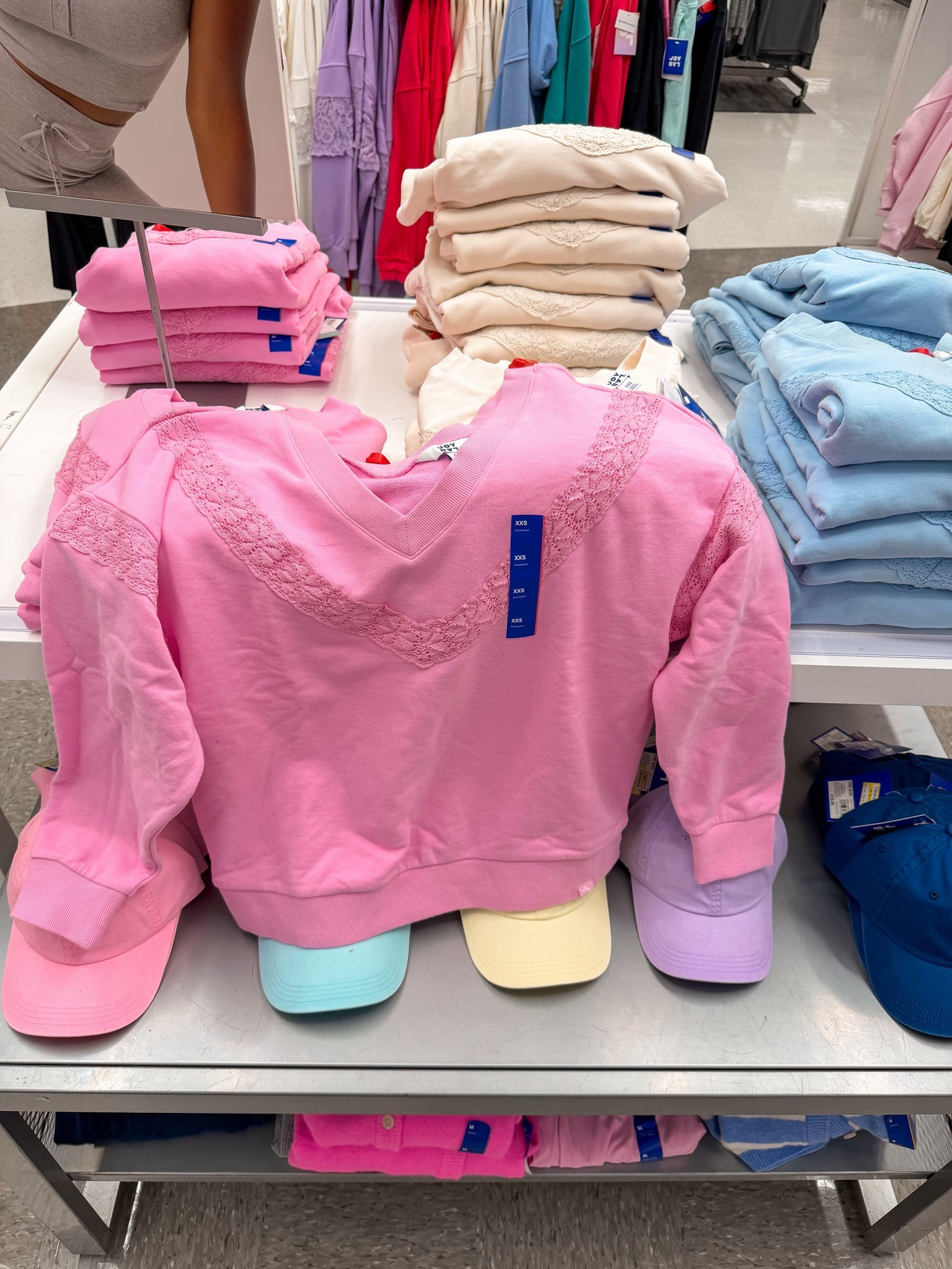 New sweatshirt at target

#LTKValentine #LTKootd