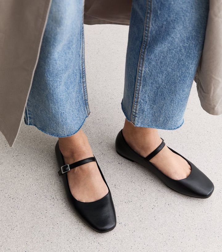 Black Mary Jane Pumps | New Look | New Look (UK)