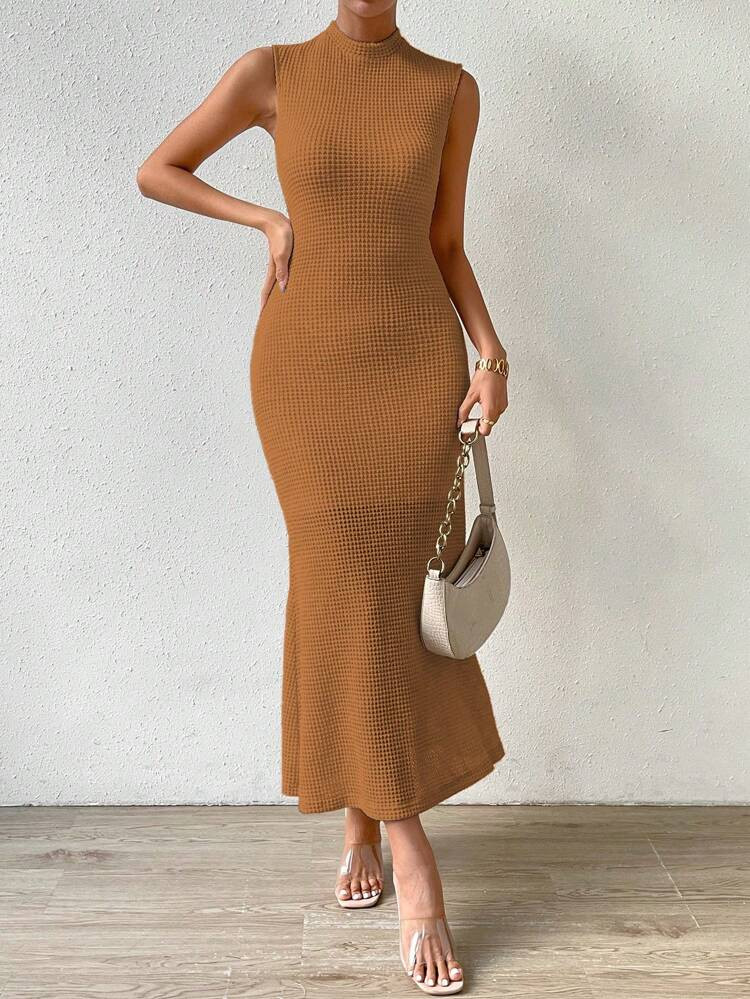 SHEIN Privé Solid Mermaid Hem Tank Dress | SHEIN