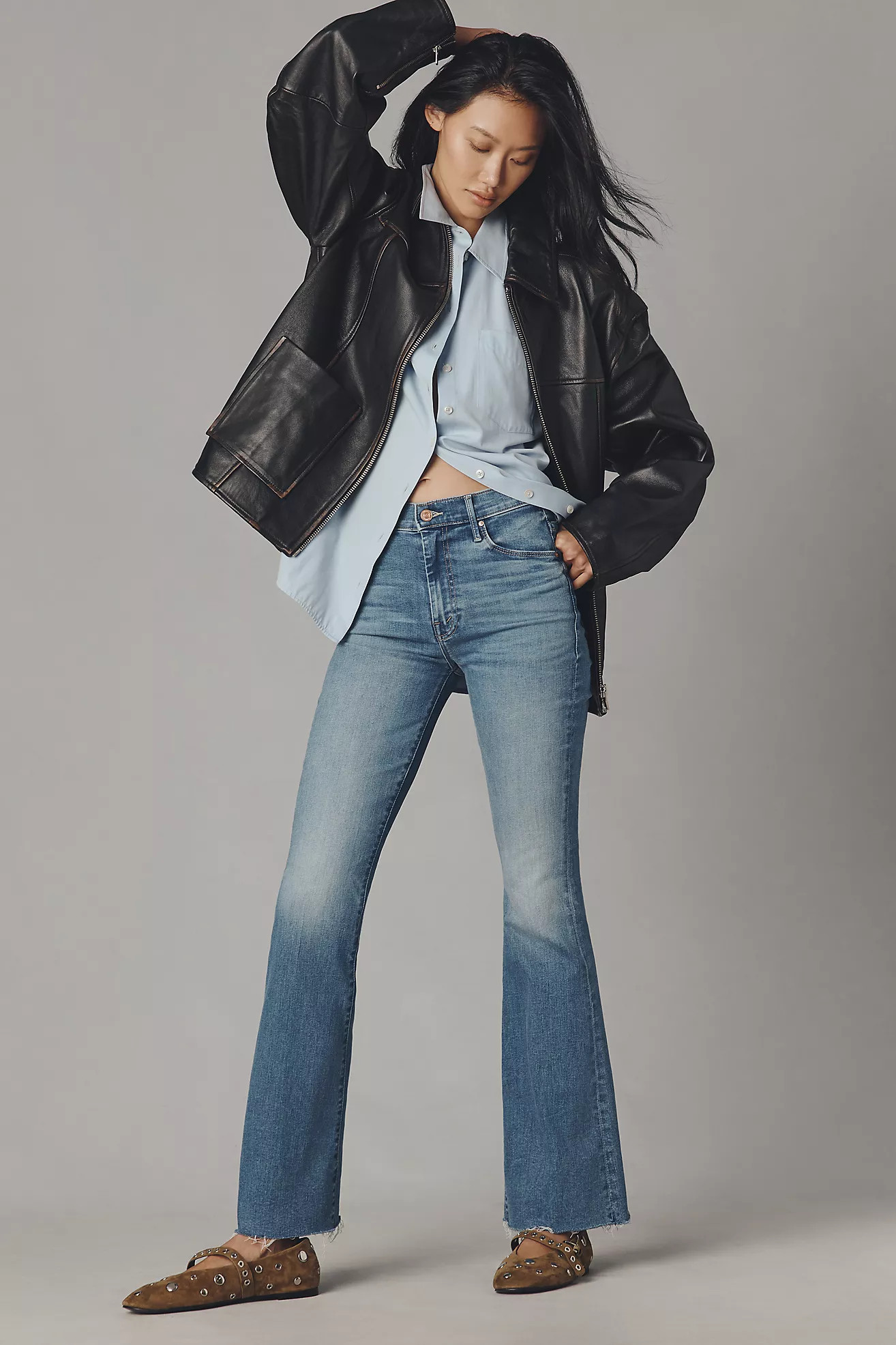MOTHER Weekender Mid-Rise Flare Jeans | Anthropologie (US)