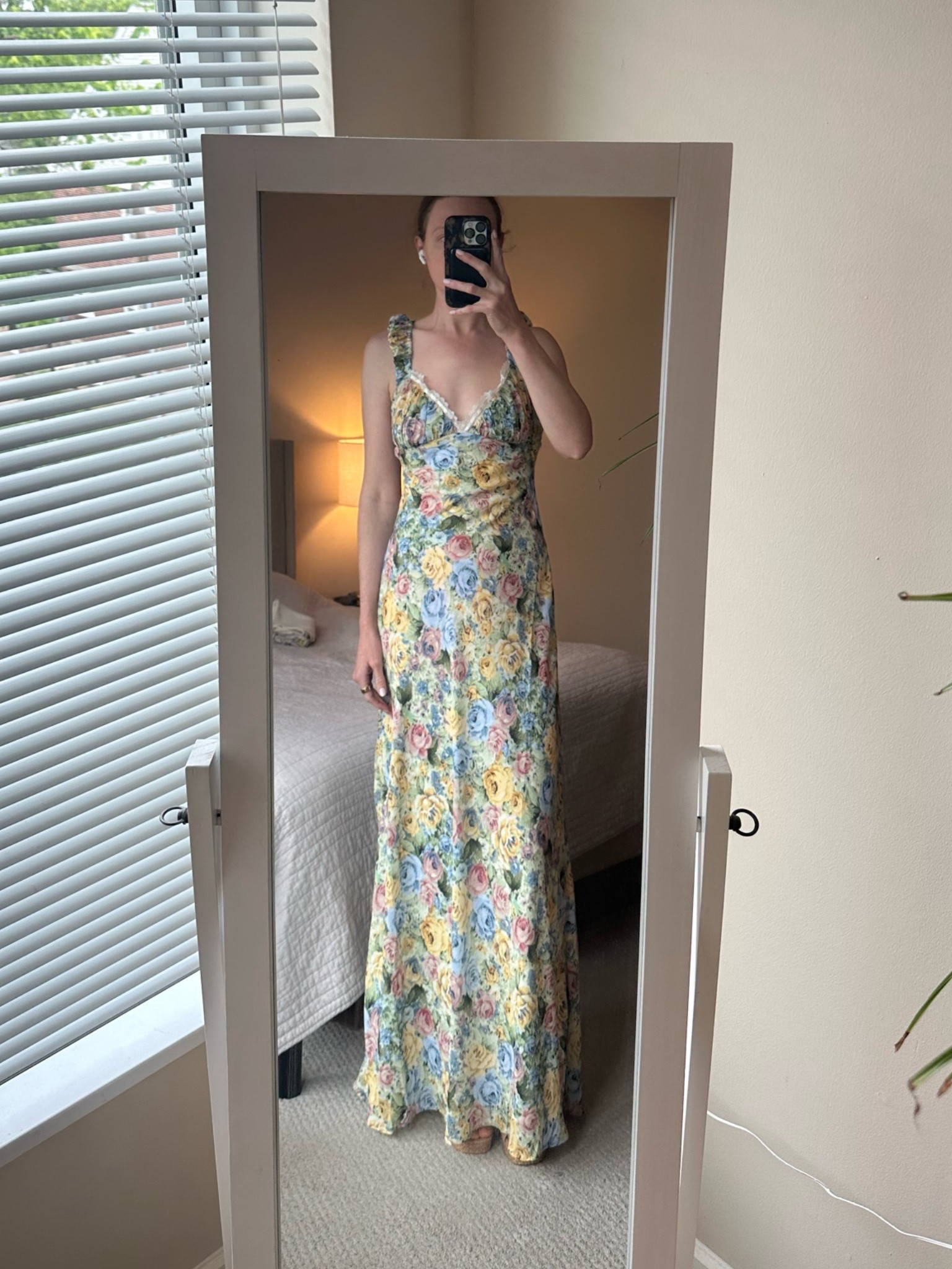 The most stunning summer wedding rehearsal dress

From For Love & Lemons

#LTKgrwm #LTKWedding #LTKTravel