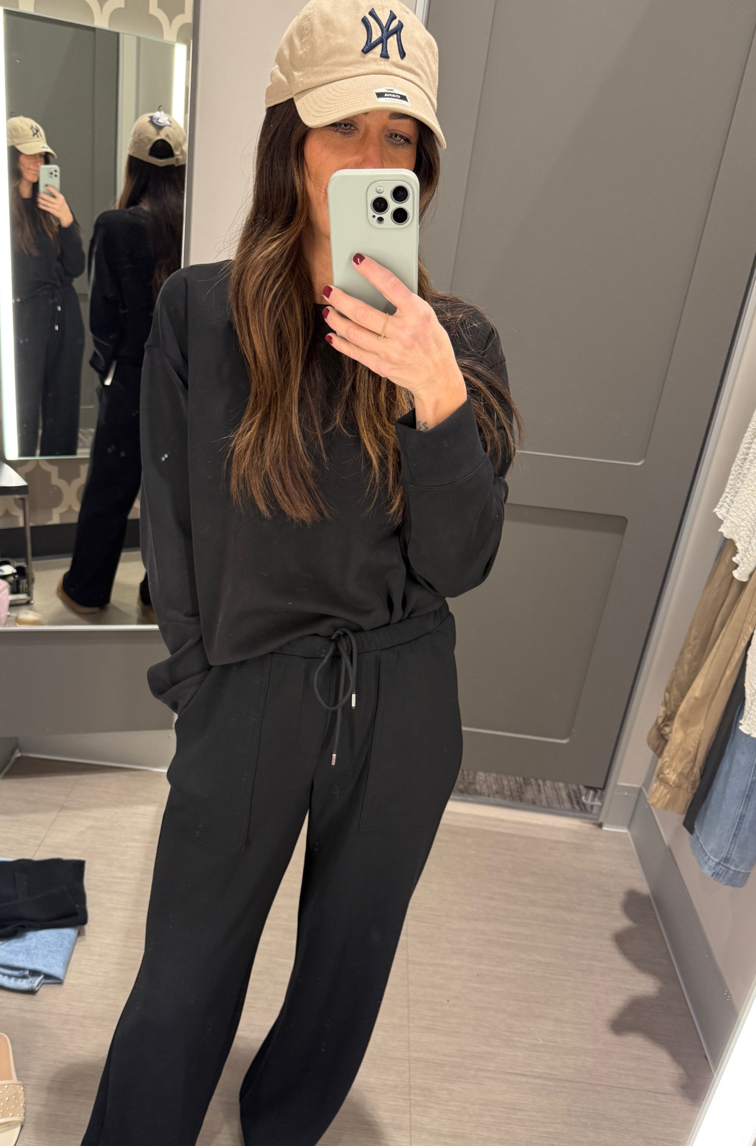 This set is so soft, a must have to take you into spring! Perfect for travel, too!

#LTKTravel #LTKFindsUnder50 #LTKStyleTip