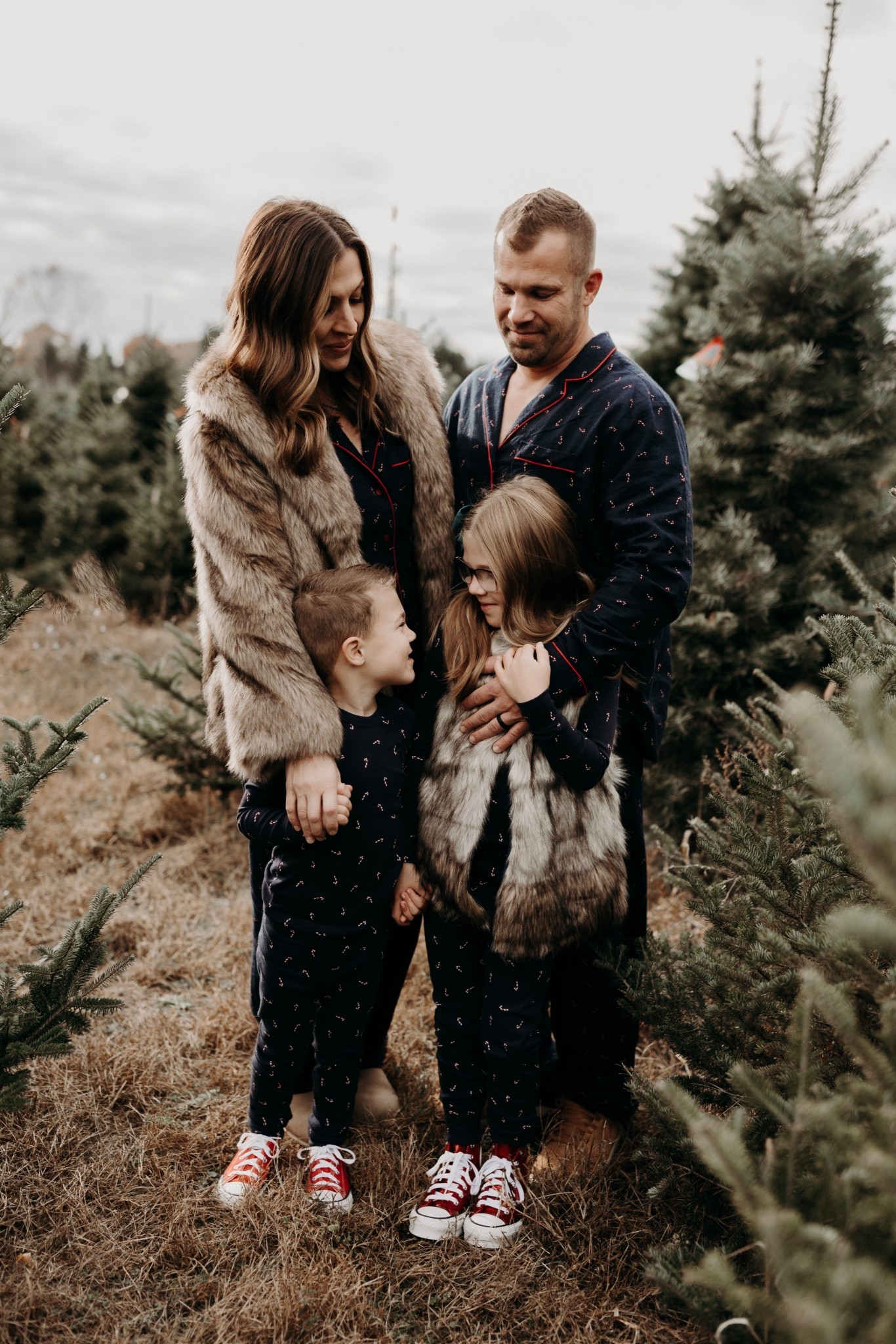 We made a last minute jammy switch for our christmas photos and i love how they turned out!! Linking it all here for you ❤️

#LTKKids #LTKSeasonal #LTKHoliday