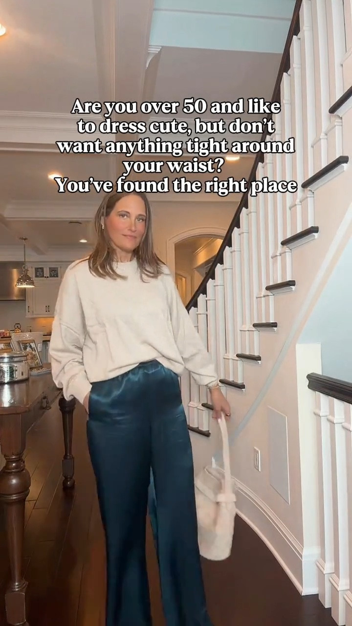 Are you over 50 and like to dress cute? Well you’ve come to the right place! We like to show off ways to look stylish without feeling uncomfortable or like you’re suffocating in your clothes! Who says fashion can be cute and comfy?

#LTKOver40 #LTKSeasonal #LTKMidsize