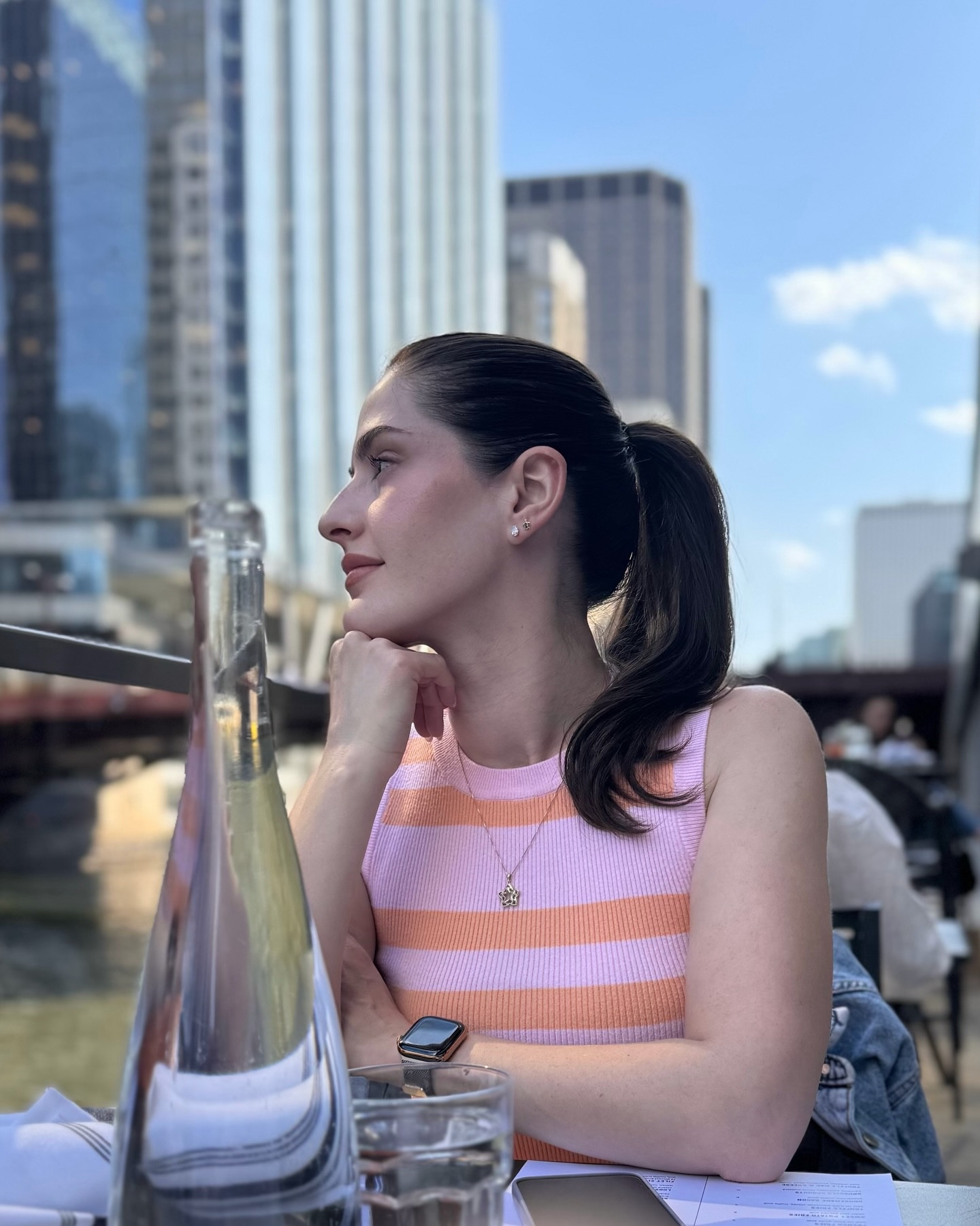 It felt like summer so ate out on the riverside ☀️🌅🕶️

#chicagoriverwalk #chicago #feltlikesummer #springishere

#LTKgrwm #LTKootd #LTKSaleAlert