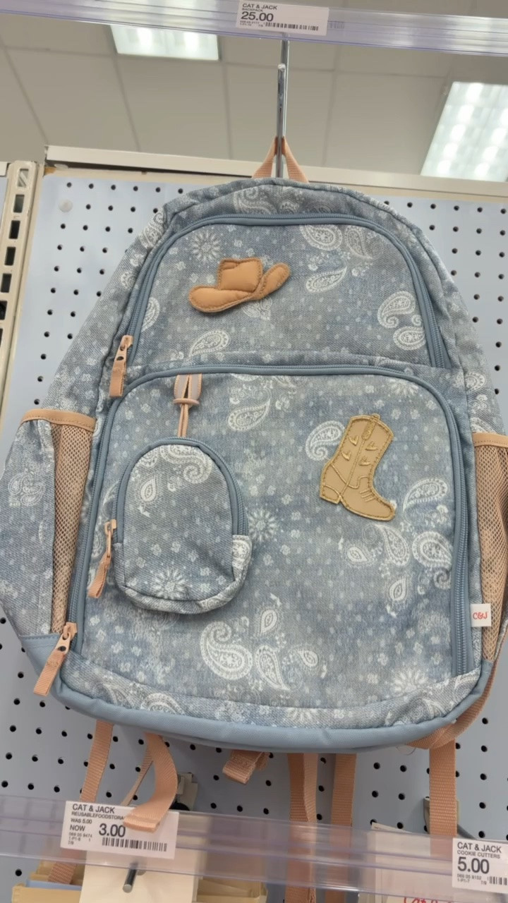 20% off all BACKPACKS right now!! There’s so many options for kids

#LTKKids #LTKSeasonal #LTKmomlife