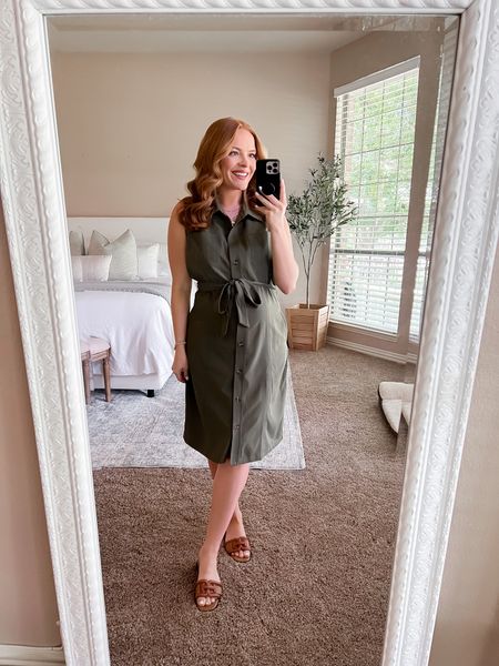 Todays wfh look💚 I love this button up dress and it comes in another neutral color! It’s bump friendly and great for the summer!

#LTKbump #LTKworkwear #LTKSeasonal