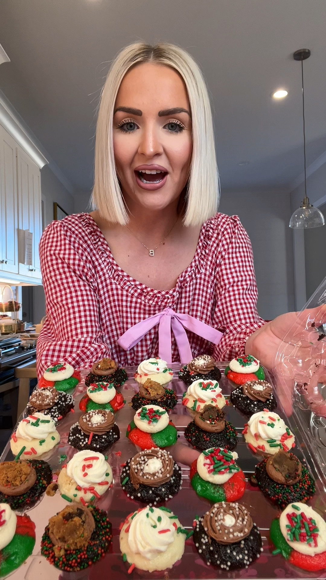 Baked by Melissa holiday cheer cupcakes 

#LTKWatchNow #LTKGiftGuide #LTKFindsUnder50