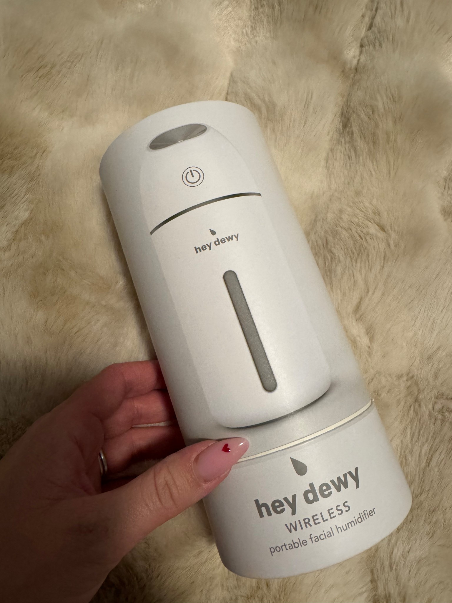 My little sinus saver. 🤍 🤧 Dry winter weather always wrecks havoc on my sinuses…that’s where this lil’ cutie comes in! This is the newest version of the portable humidifier, that’s now wireless! 🛜 I’ve had the original one for years and would always travel with it, but it was time to upgrade! Comes in this pearl color or Sage! 🌿 #winterweatherhacks #winterhome #humidifier #travelhack 

#LTKdayinmylife #LTKHome #LTKTravel