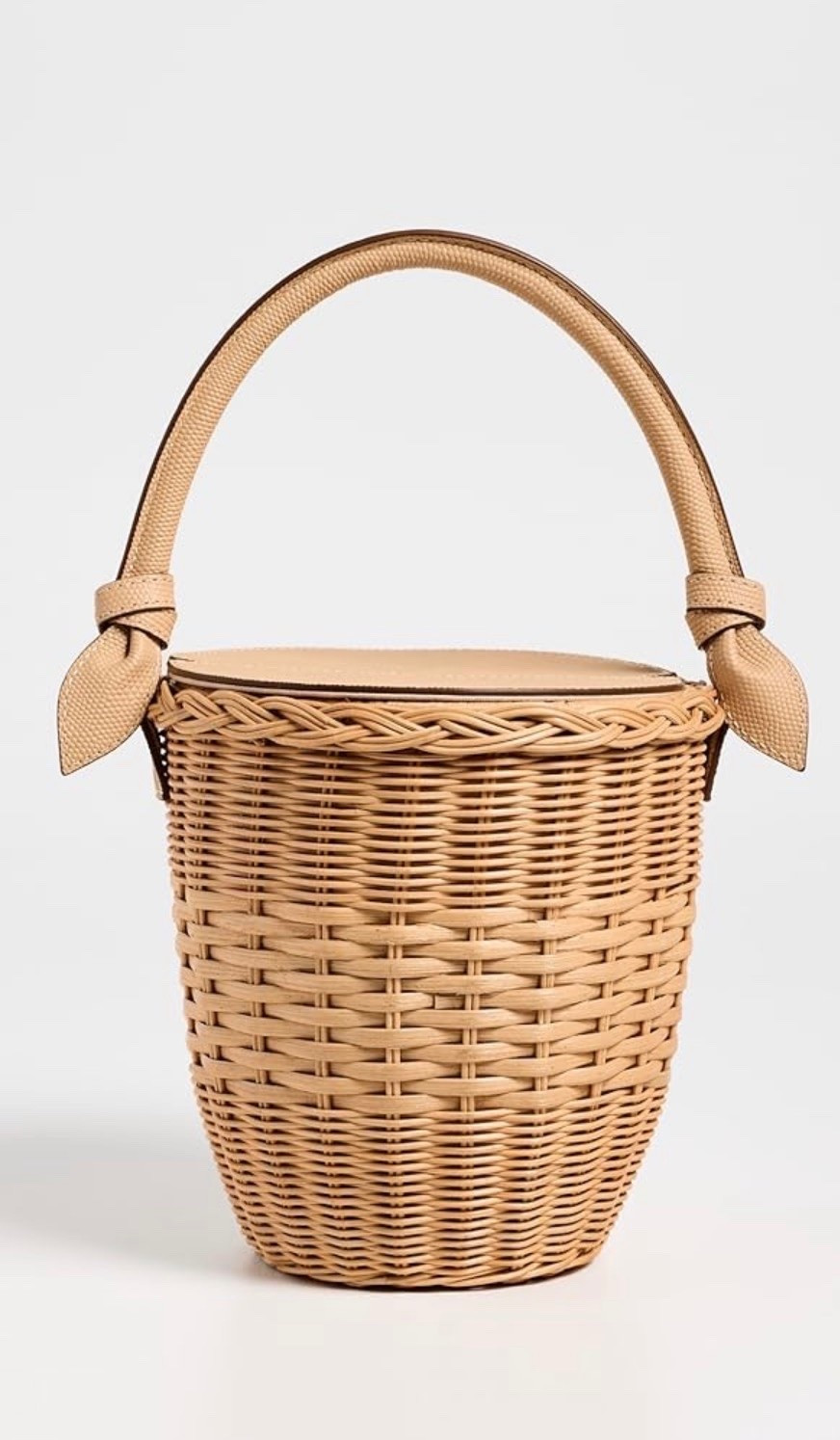 Basket bag

#LTKgrwm #LTKootd