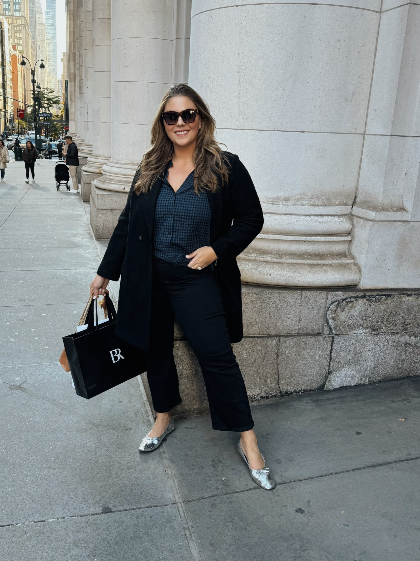 Enjoying the city and doing some shopping! Wearing size 16 in coat, 16 in shirt (nursing + pumping friendly), and 32 in jeans. Madewell is having a holiday sale! Use code LETSGO for 30% off at checkout. 

#LTKHolidaySale 

#LTKstyletip #LTKmidsize