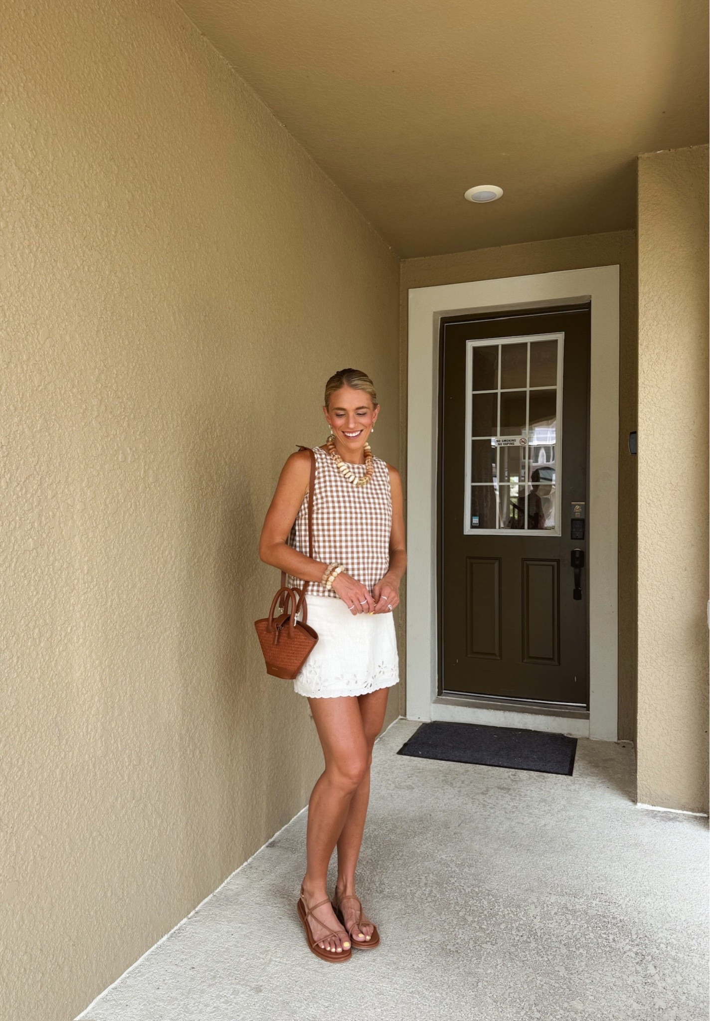 The skort you all can’t stop buying 🤍 and it’s 20% off! This color is out of stock but there are so many other colors.

#LTKootd #LTKSaleAlert #LTKmomlife