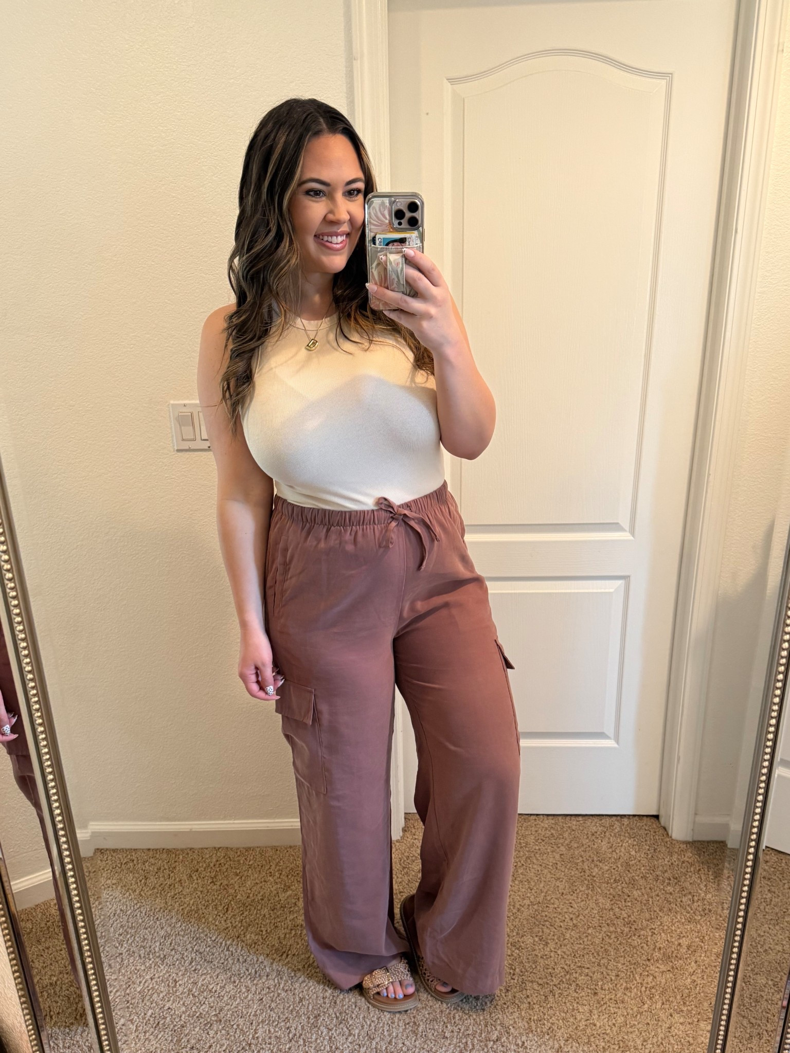 Pants currently 50% off wearing a tall large and they are so great in the length and fit well over my postpartum hips! Just over 5’8” for reference 
Tank is under $6 and comes in a ton of colors. Wearing a large, has tons of stretch


#LTKMidsize #LTKSaleAlert #LTKStyleTip