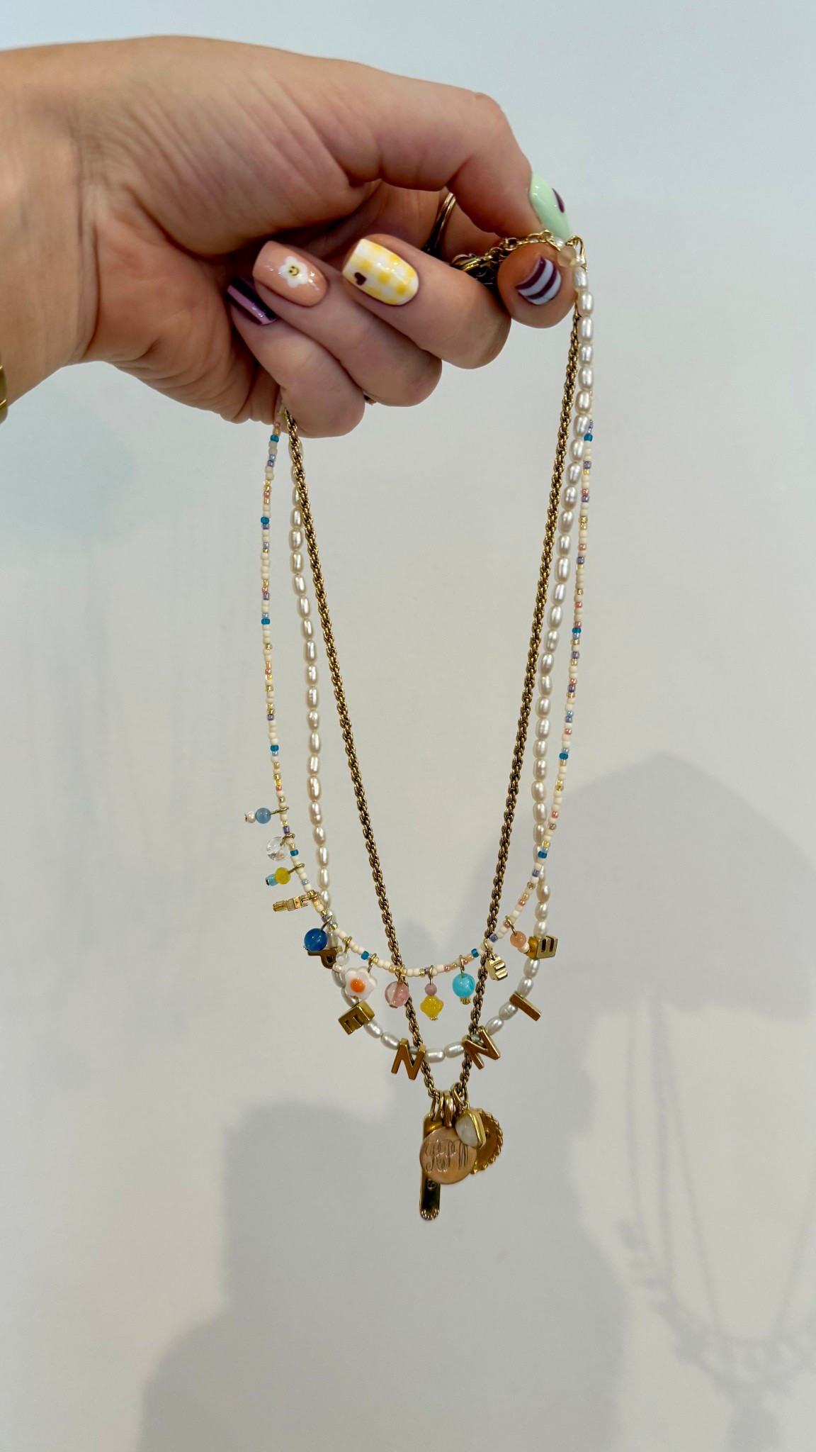 current fave necklace stack

beaded necklace, dopamine dressing, jewellery layering 