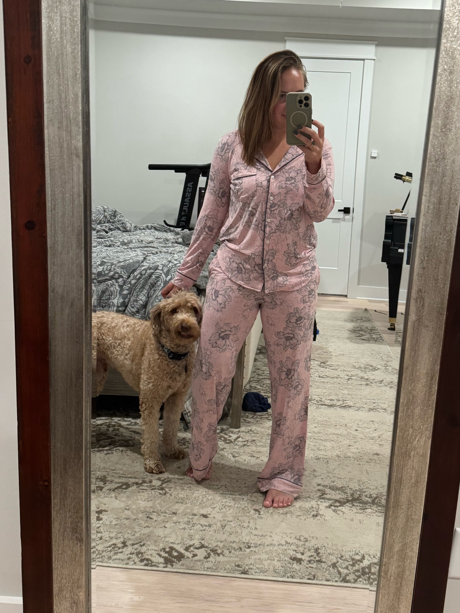 Cozy and ready for fall with these pjs 50% off!! RUN for this sale!!! Run tts and I’m in a small (I’m 5’3” tall, size 4 or 6 jeans)

Tagged some of my favorites from the same. 

#LTKFindsUnder50 #LTKHome #LTKSaleAlert