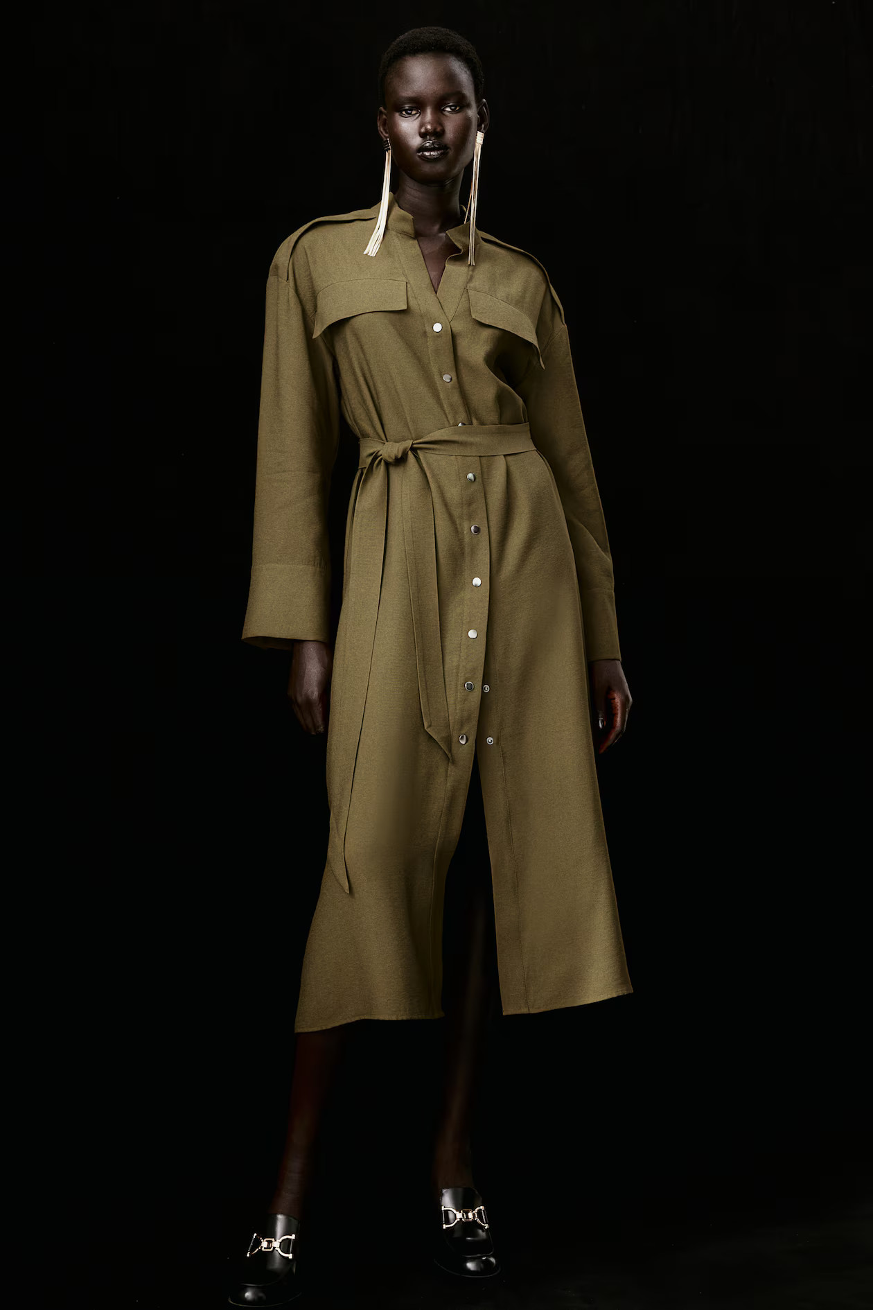 Tie-belt dress | H&M (UK, MY, IN, SG, PH, TW, HK)