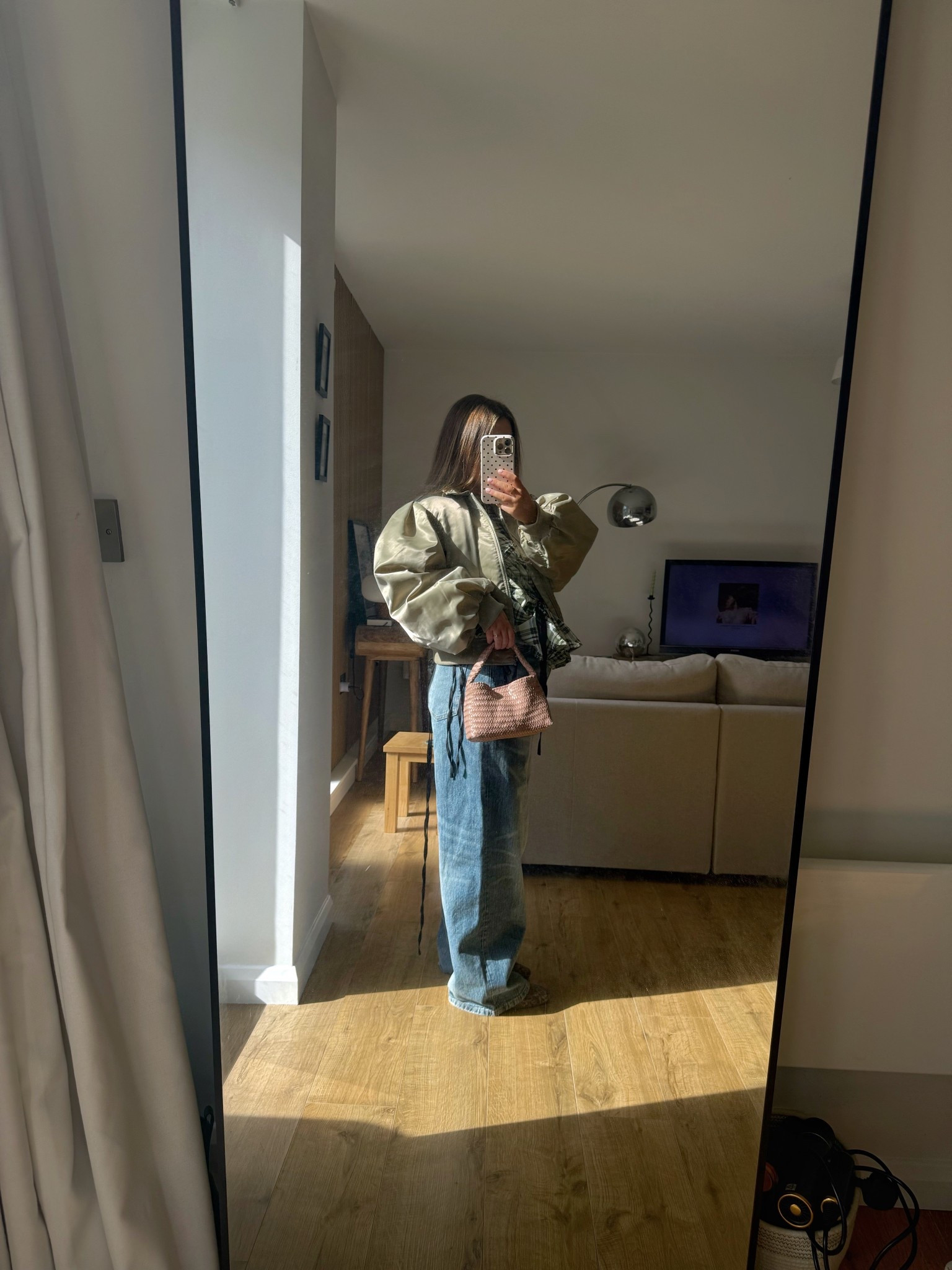 A moment for the bag