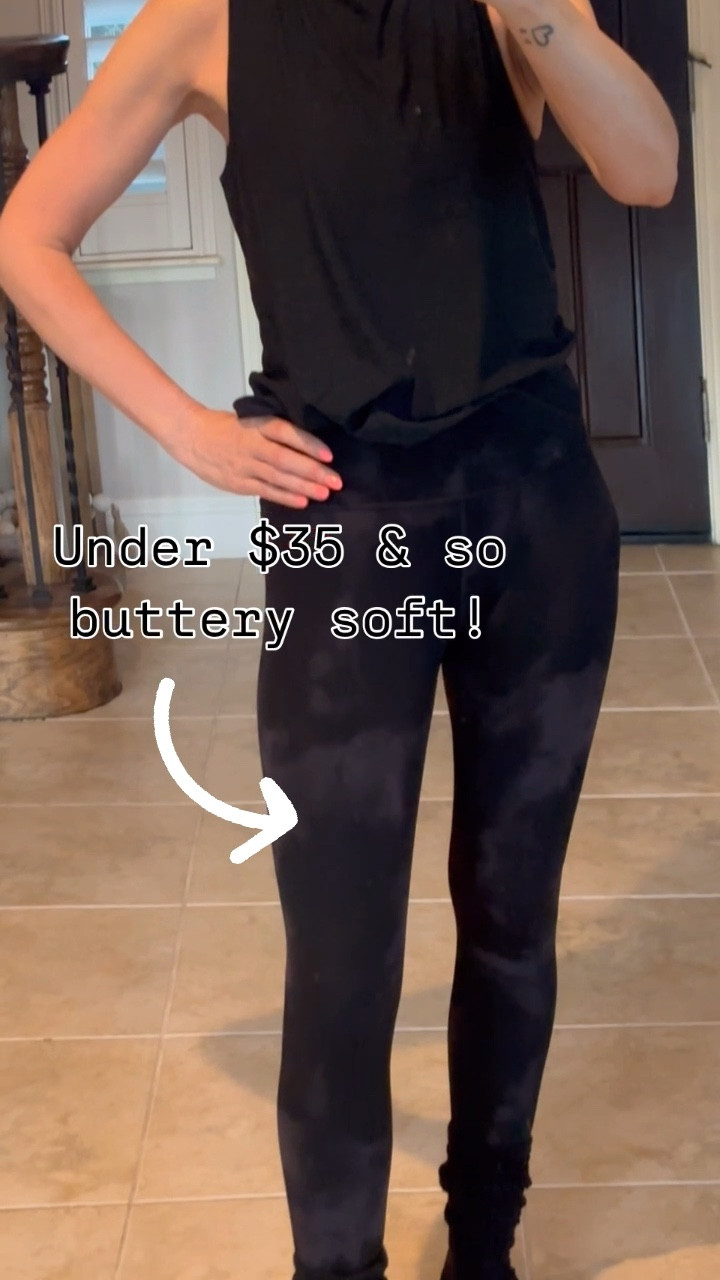 These leggings come in a ton of colors & are so buttery soft. Stock up, they’re on sale! 🙌🏻

#LTKActive #LTKFindsUnder50 #LTKSaleAlert