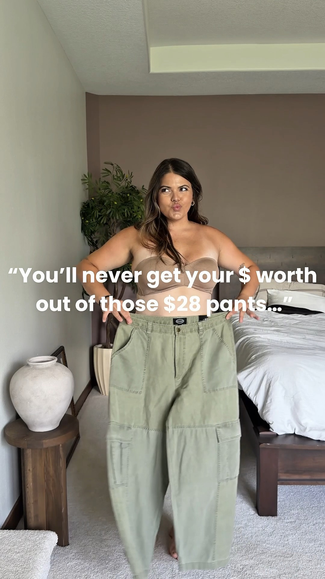 1 pant x 16 outfits 
@Walmart 

Perf for my teacher and office style besties! All thick tummy approved 

Wearing 14 in the pants 

Midsize, size 12, size 14, mom style, curvy outfit, thick tummy approved