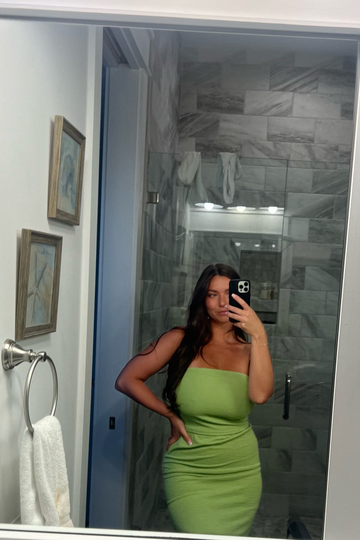 2 piece set! Wearing a medium, so cute so comfortable and comes in so many colors! 


#LTKFindsUnder50 #LTKParties #LTKStyleTip