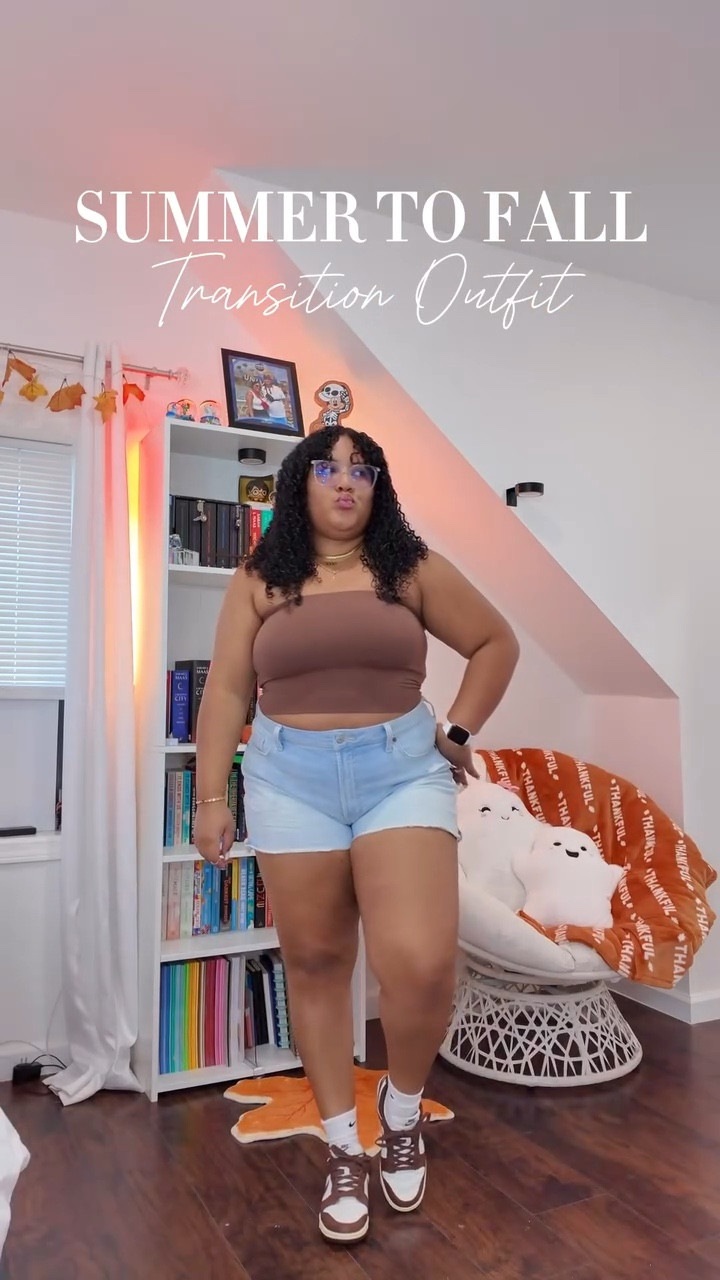 Summer to fall transition outfit idea!🍁🎃 It’s still warm outside so this is an idea while wearing fall colors! Everything linked on my LTK! 

•

Tube top and purse from @amazonfashion 
Shorts from @oldnavy 
Sneakers @nike 
Jewelry @bohomoon 

•

#falloutfits #falltransitionoutfit #summertofallfashion #falloutfit #falloutfitideas #falloutfitinspo #autumnoutfit #autumnoutfits #autumnoutfitideas #autumnoutfitinspo #fallootd #autumnootd #falltransitionoutfits #fallaesthetics #fallaesthetic 
Summer to fall transition outfit idea, fall outfits, fall transition outfits