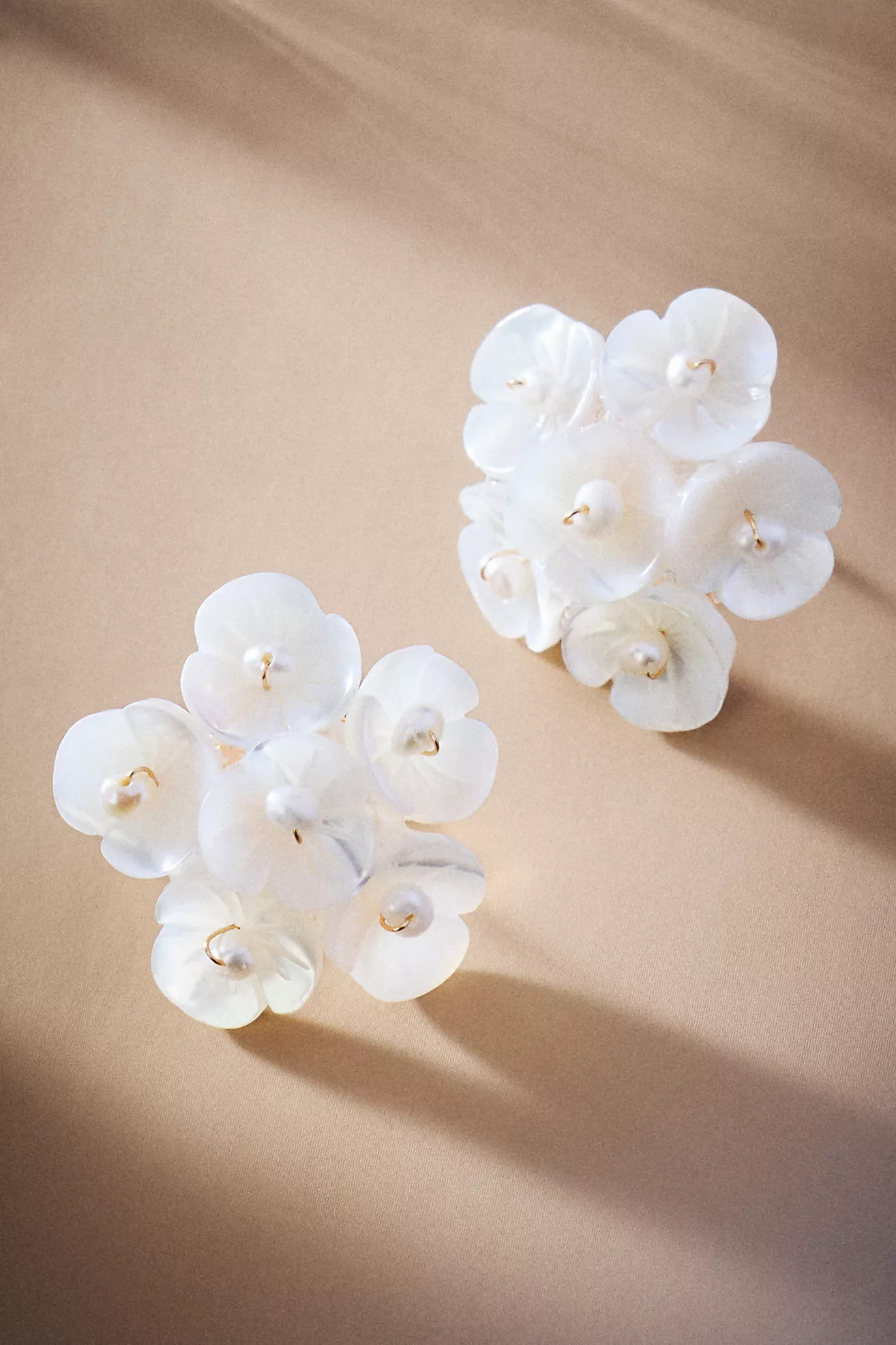 Vivian Drew Pearl Bouquet Earrings | Anthropologie (US)
