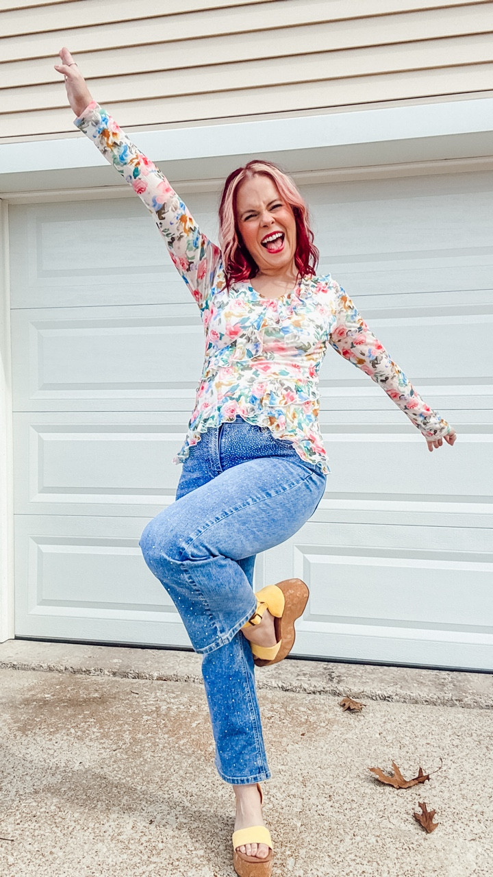 Sparkle jeans - medium - Amazon (these run on the smaller side. Size up if in between sizes) 
Top - medium - Amazon 
Sandals - old dsw. Linked similar items 

#LTKSeasonal #LTKootd #LTKgrwm